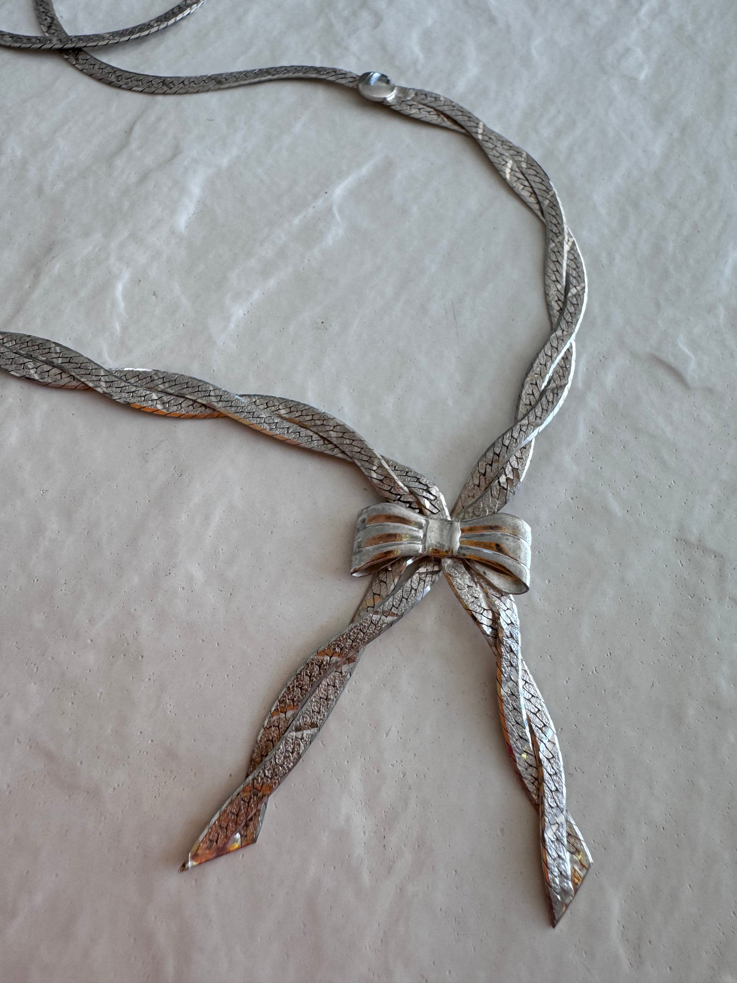 Vintage Sterling Silver Herringbone Chain Bow Necklace 18 Inches