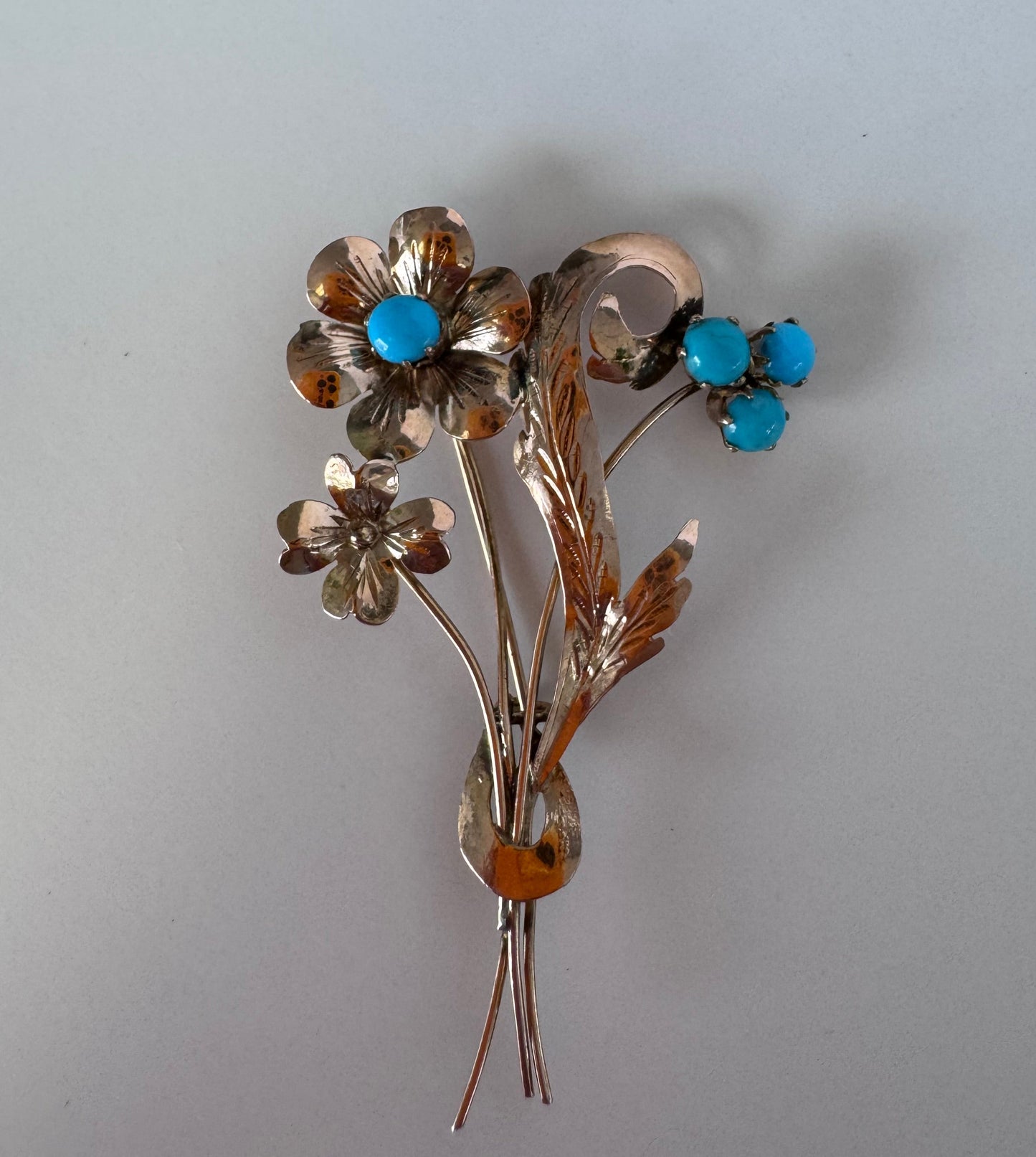 1940s estate rose gold floral brooch with turquoise cabochons, vintage dimensional flower pin jewelry