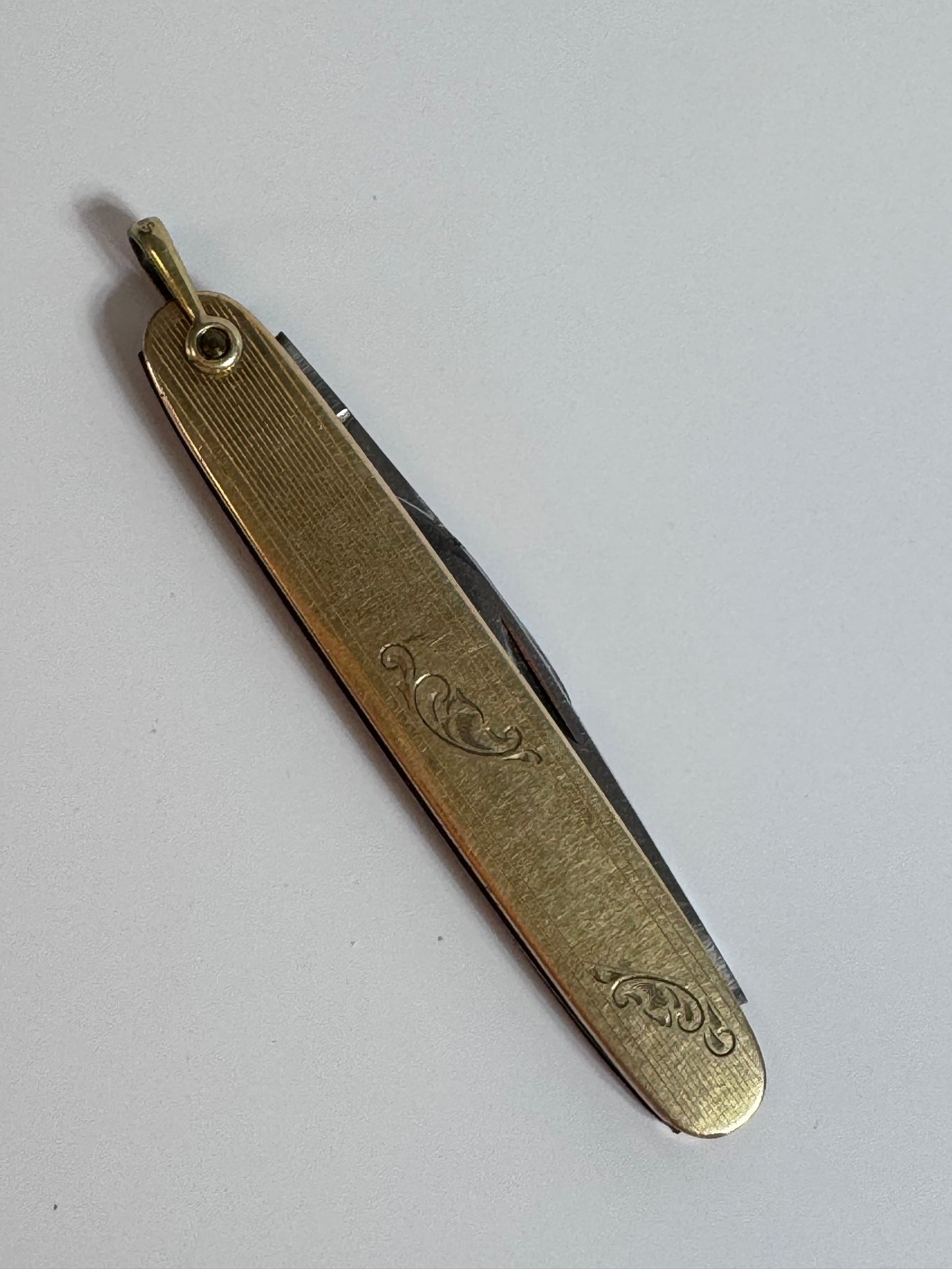 Working Vintage Pocket Knife Pendant - 10K Gold Steel Blade Functional Jewelry
