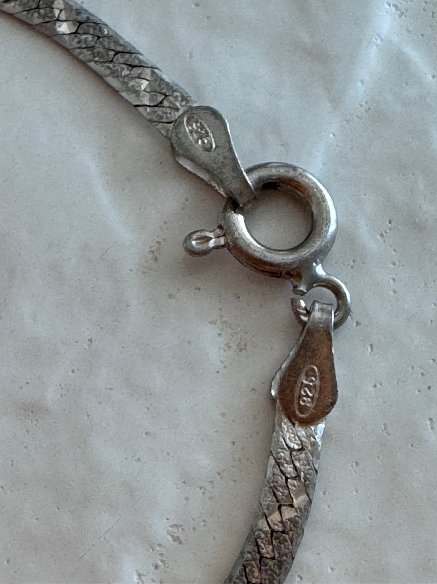 Vintage Sterling Silver Herringbone Chain Bow Necklace 18 Inches