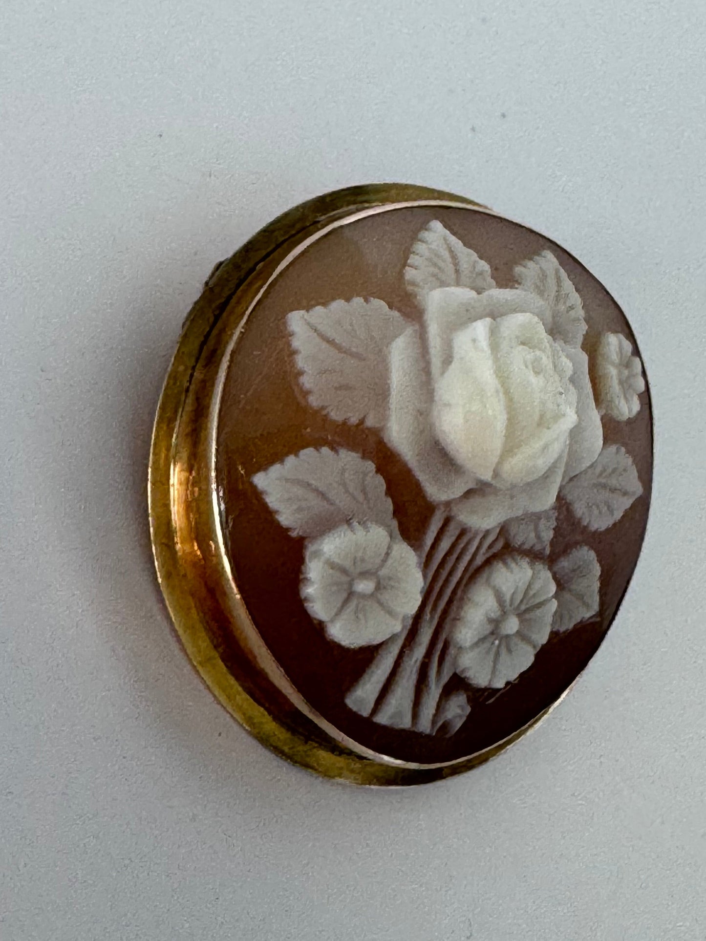 Antique 18K gold shell cameo convertible brooch pendant rose bouquet design carved shell translucent