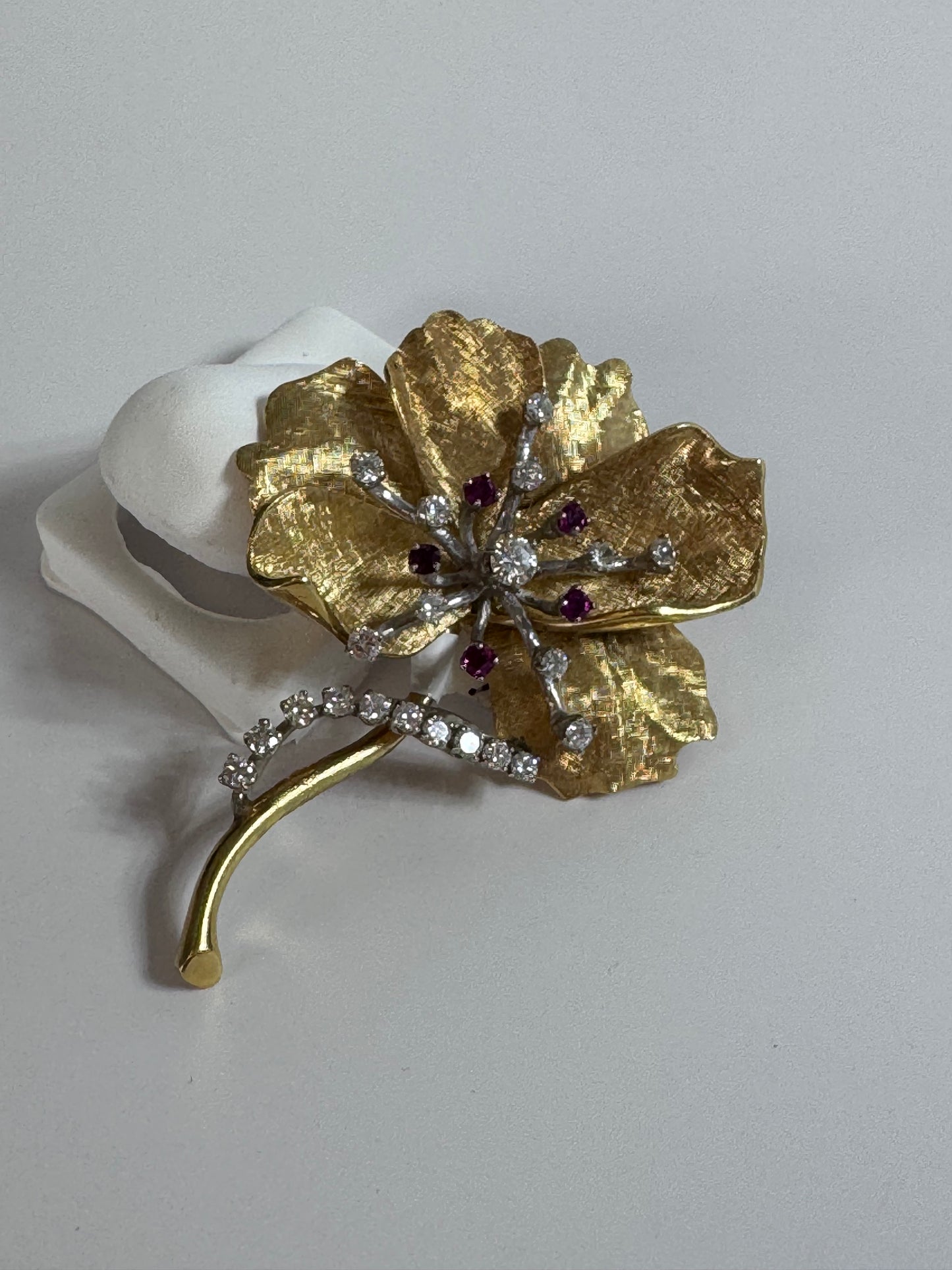Estate 1950s 18K Gold Ruby Diamond Flower Brooch Pendant