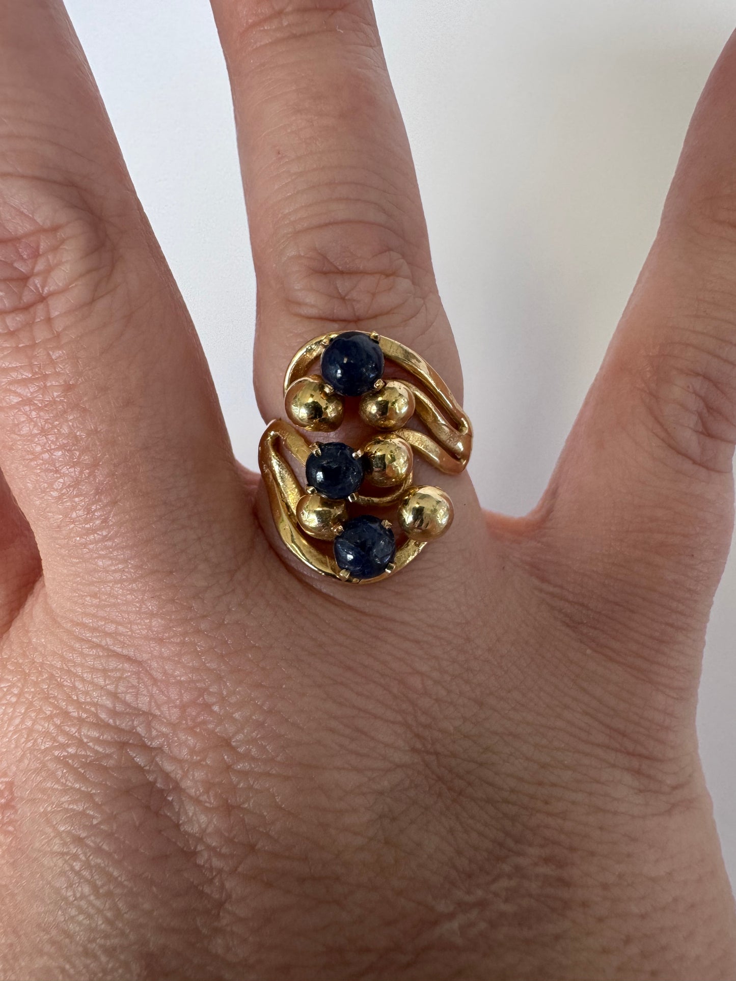 Estate 1970s Organic 14K Gold Sapphire Cabochon Ring Sculptural Flowing Design