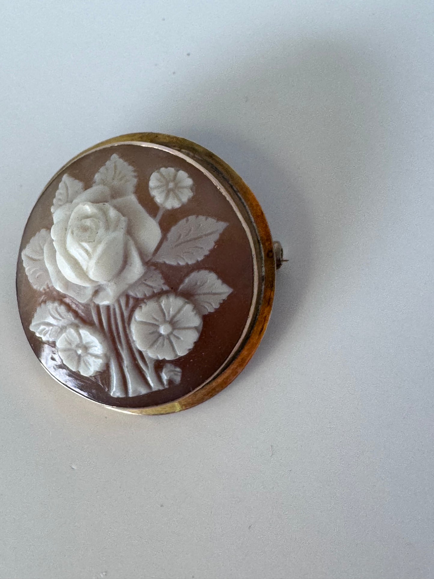 Antique 18K gold shell cameo convertible brooch pendant rose bouquet design carved shell translucent