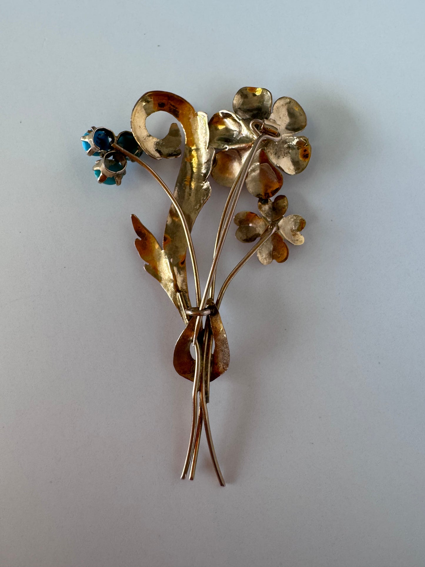 1940s estate rose gold floral brooch with turquoise cabochons, vintage dimensional flower pin jewelry