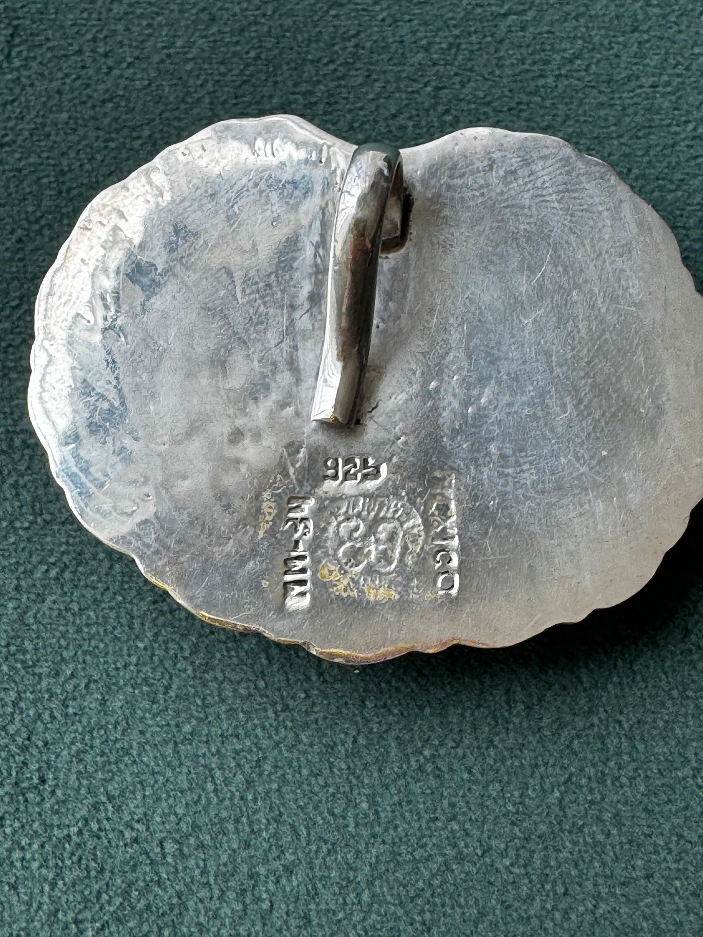 Vintage Talleres de Los Ballesteros Taxco Sterling Silver Puffy Scallop Shell Pendant
