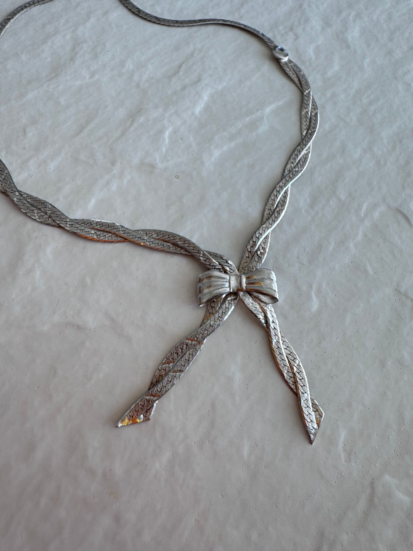 Vintage Sterling Silver Herringbone Chain Bow Necklace 18 Inches