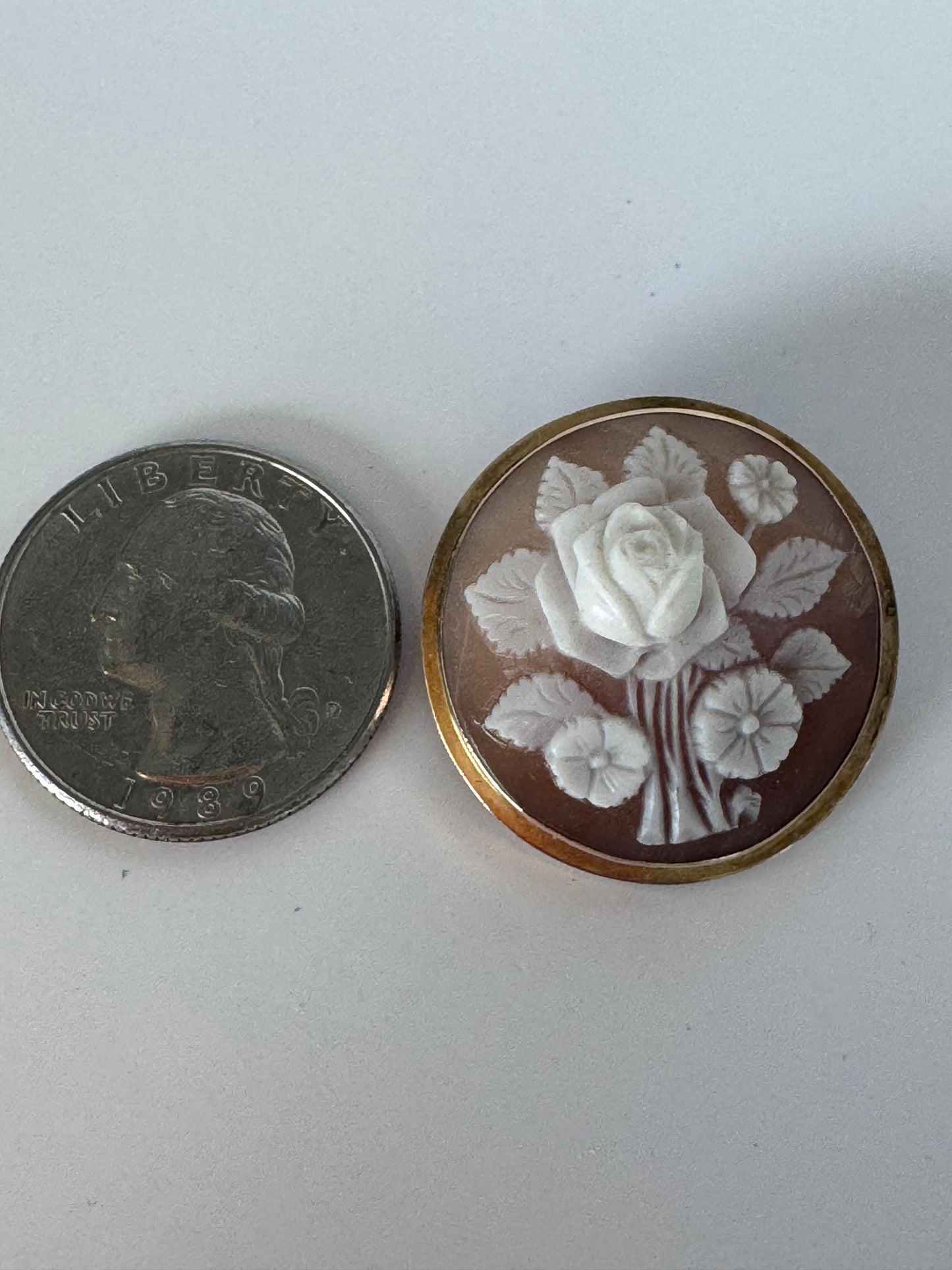 Antique 18K Gold Shell Cameo Convertible Brooch Pendant Rose Bouquet Design
