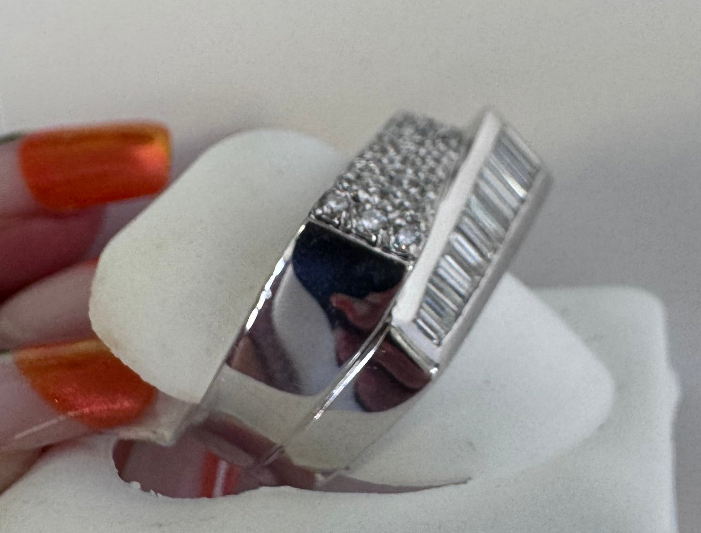 Estate 18K White Gold Geometric Vintage Ring