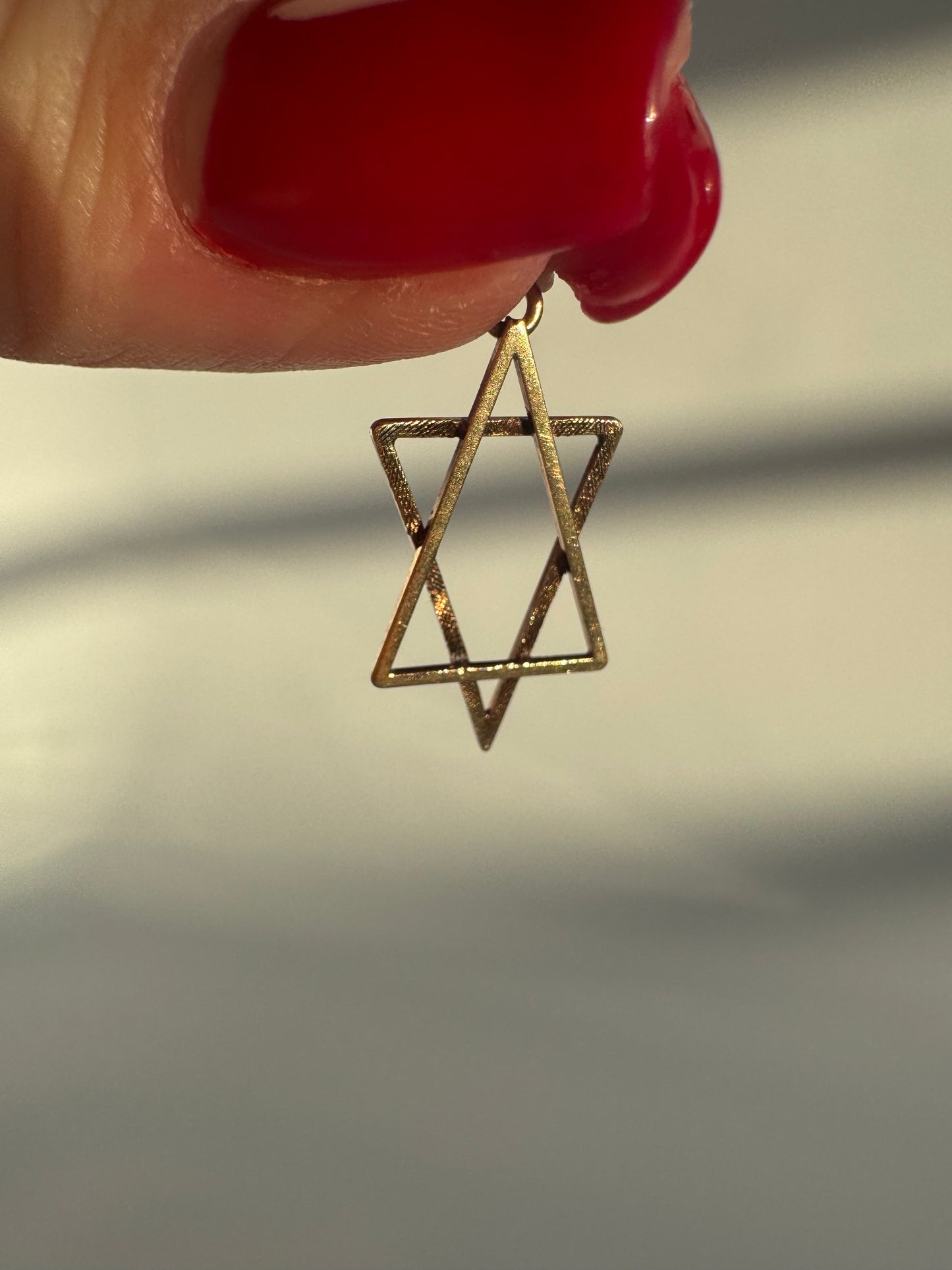 Vintage Estate 9k Star of David Pendant