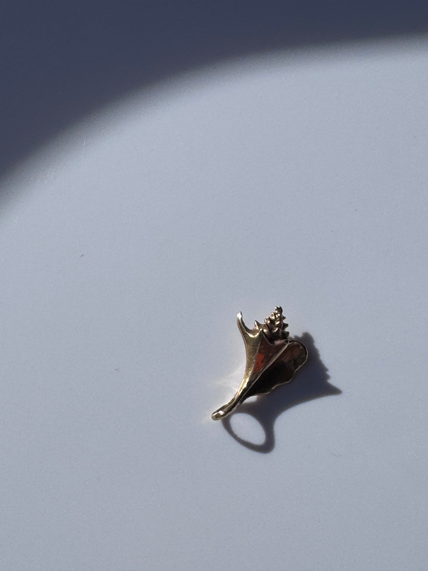 Estate Vintage 14K Gold Conch Shell Pendant - 3D Sculptural Seashell Design