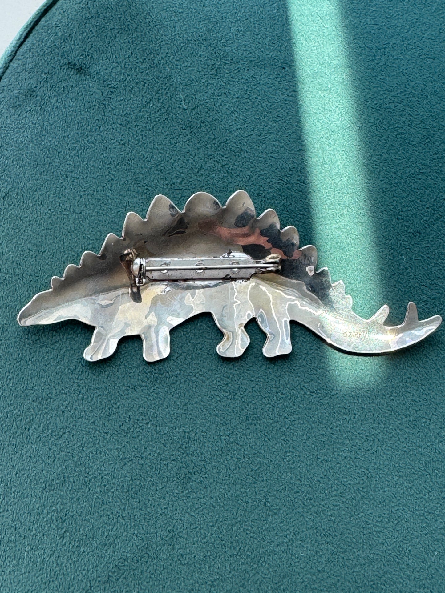 Estate Sterling Silver Zirkus Stegosaurus Dinosaur Brooch Pin Signed American Studio Jewelry Cris Busch Lyons