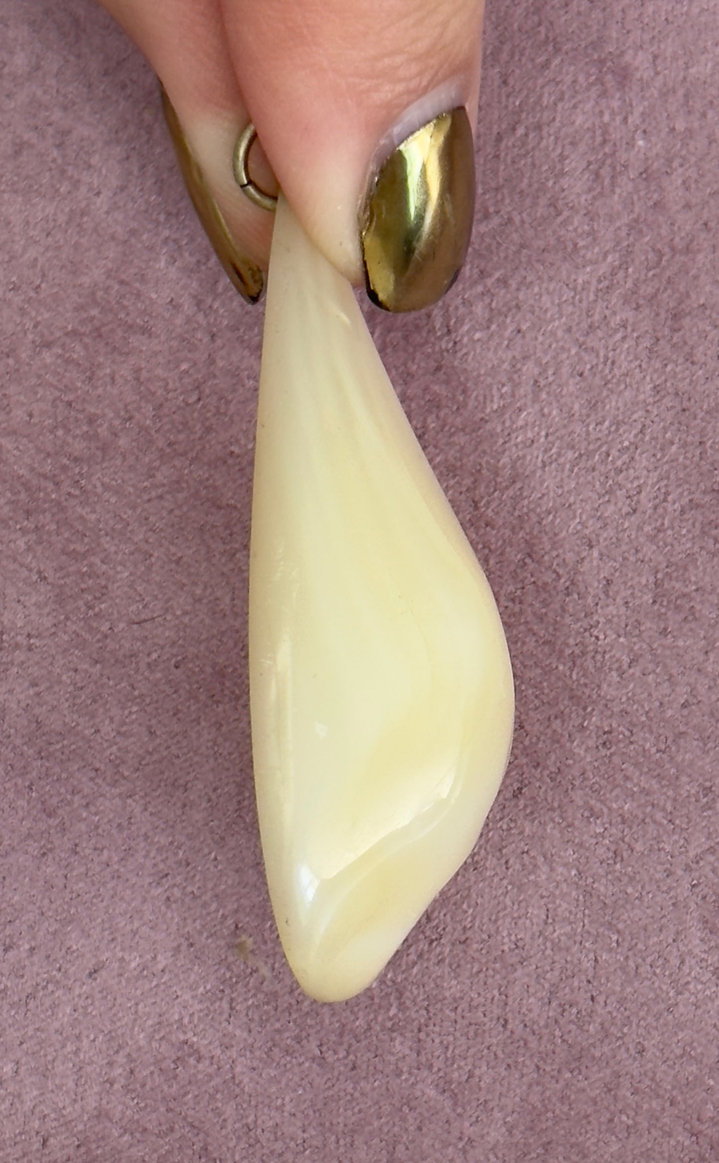Vintage Large Mother of Pearl Teardrop Pendant - RARE Hawaii Estate Piece