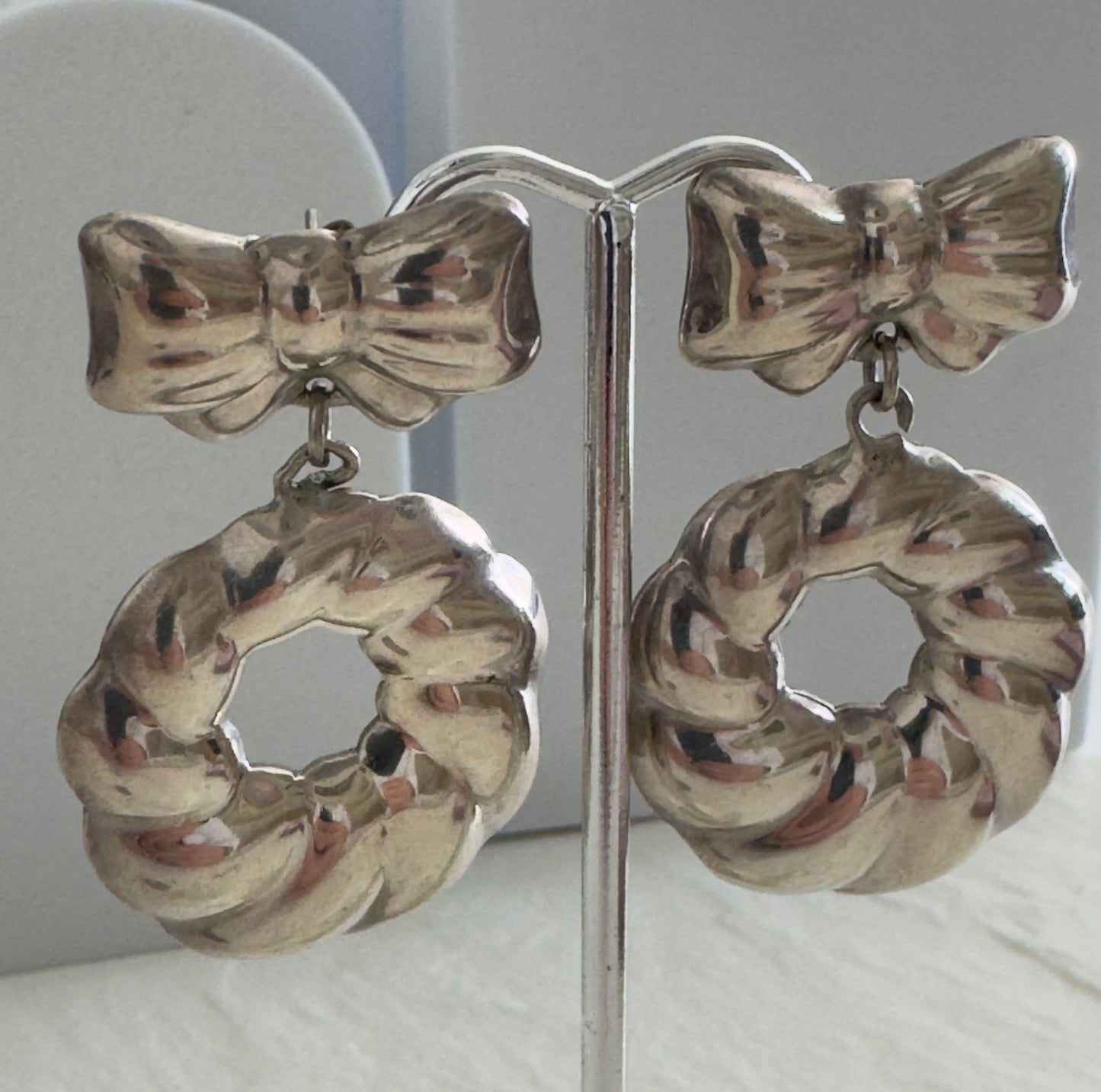 Estate Vintage Mexican Sterling Silver Bow Shrimp Hoop Earrings TV-52 Marked 925 Mexico
