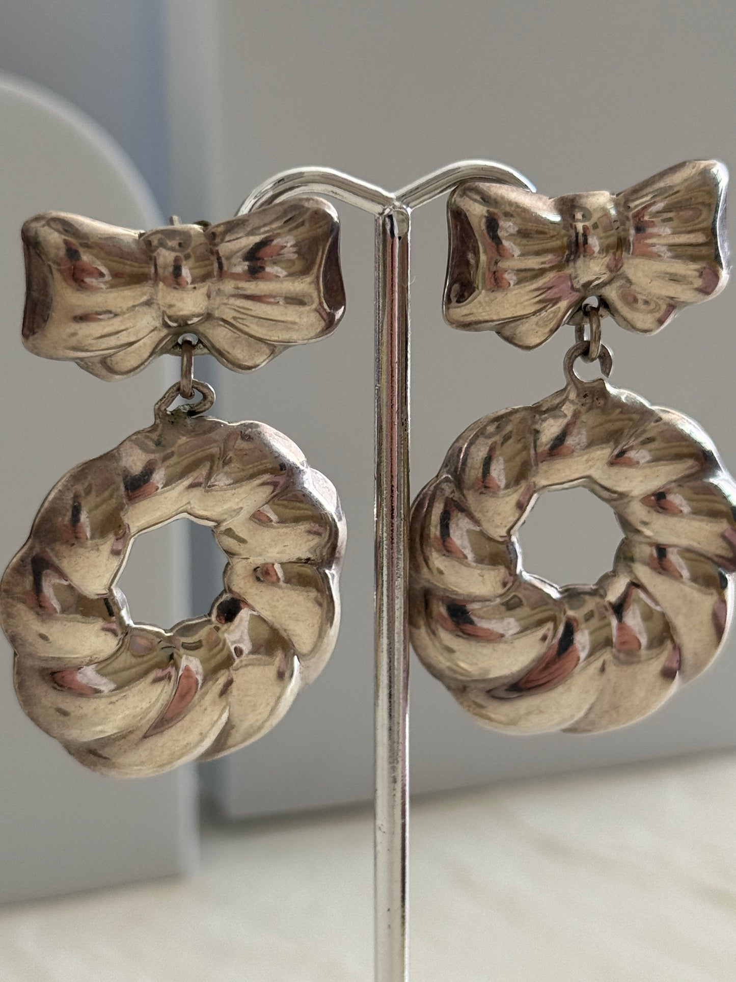 Estate Vintage Mexican Sterling Silver Bow Shrimp Hoop Earrings TV-52 Marked 925 Mexico