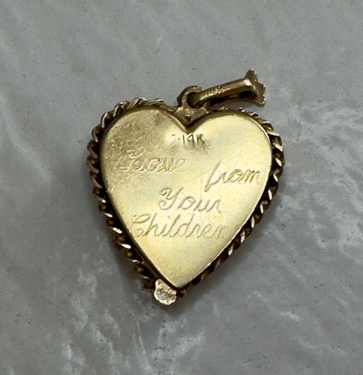 Vintage Estate 14K Yellow Gold Heart Locket with Diamond Chip - 1950s-1960s