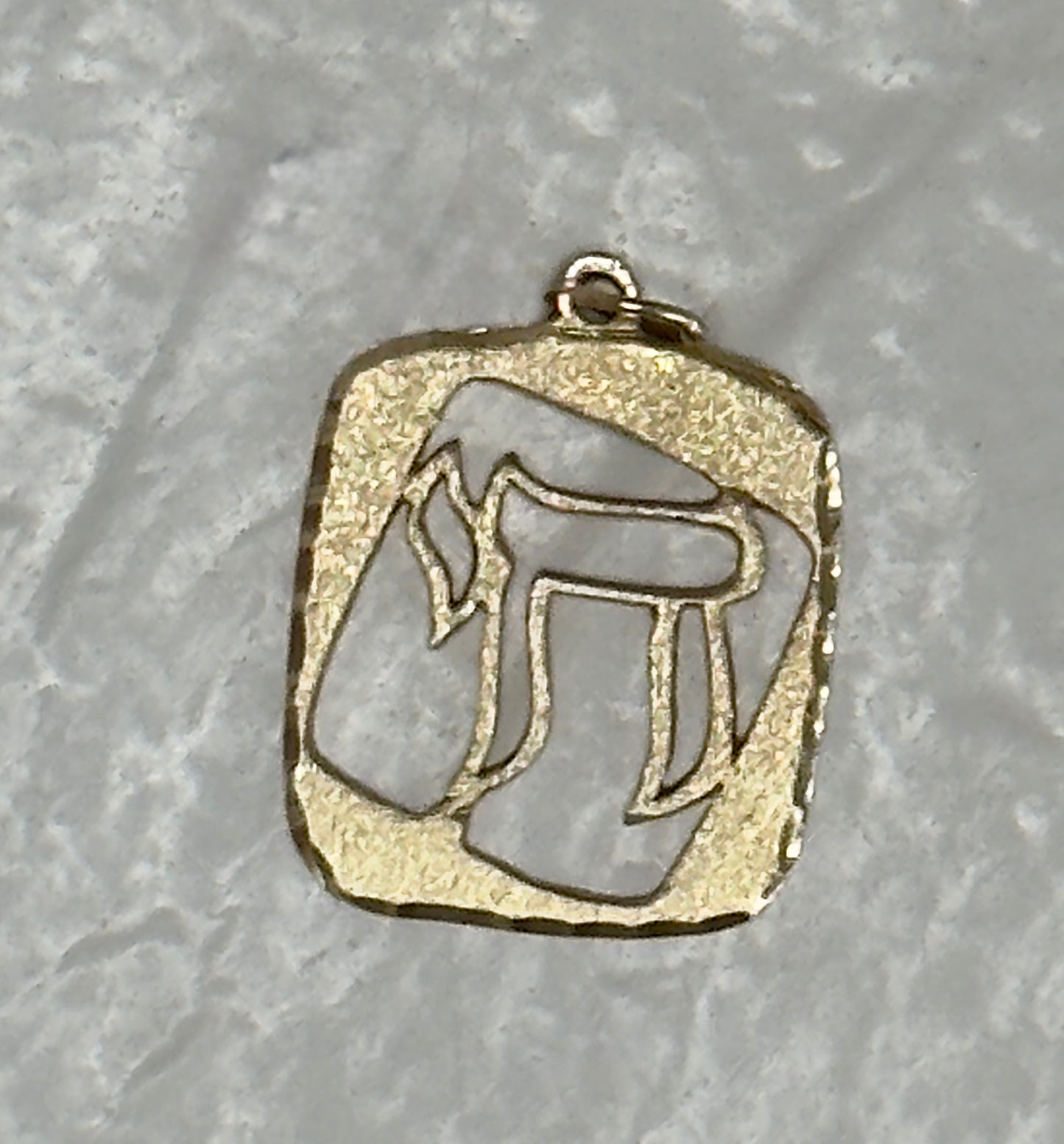 Estate Vintage 14K Gold Hebrew Chai "Life" Pendant