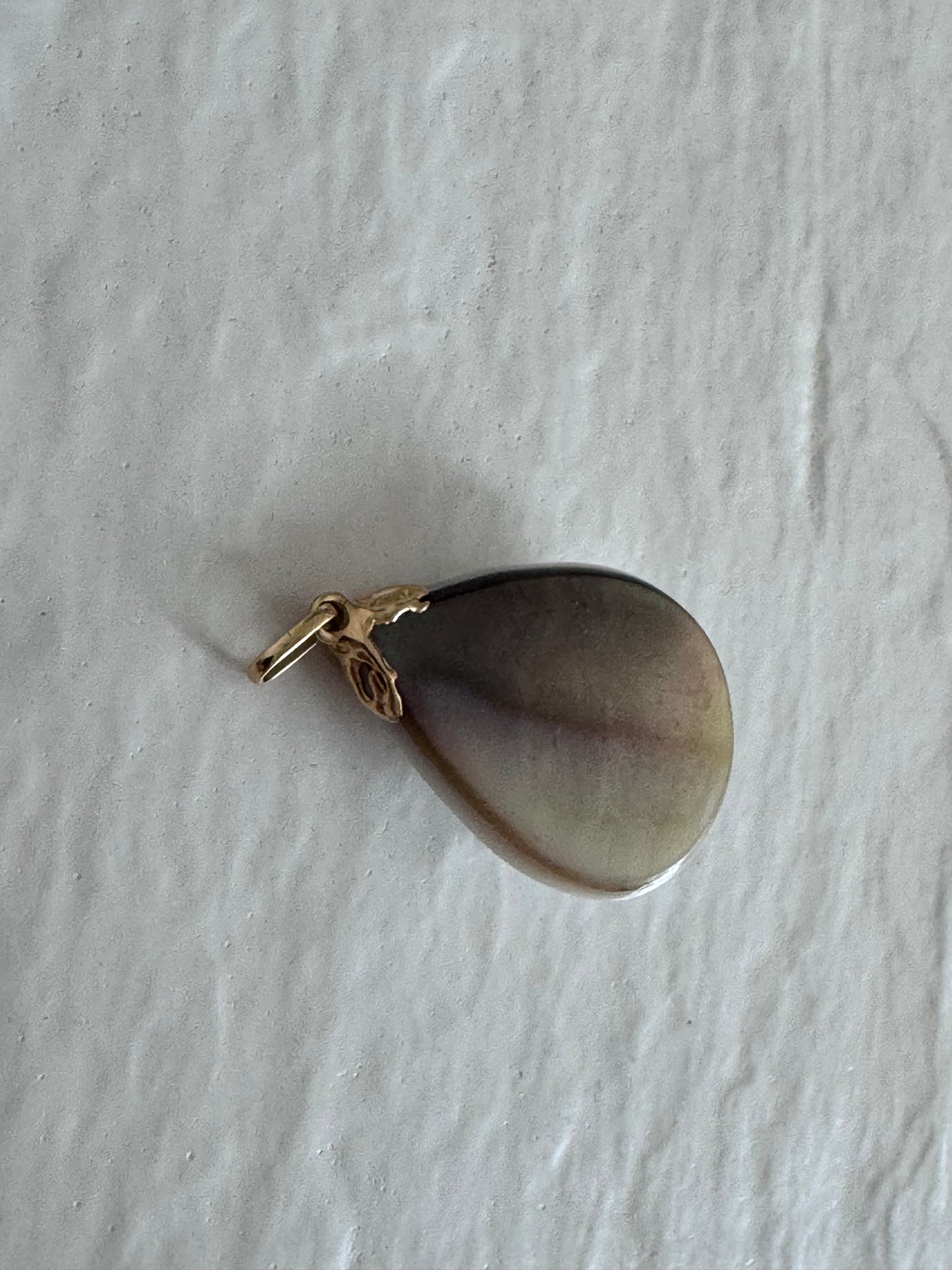 Estate Vintage Mother of Pearl Teardrop Pendant with 14K Gold Bail