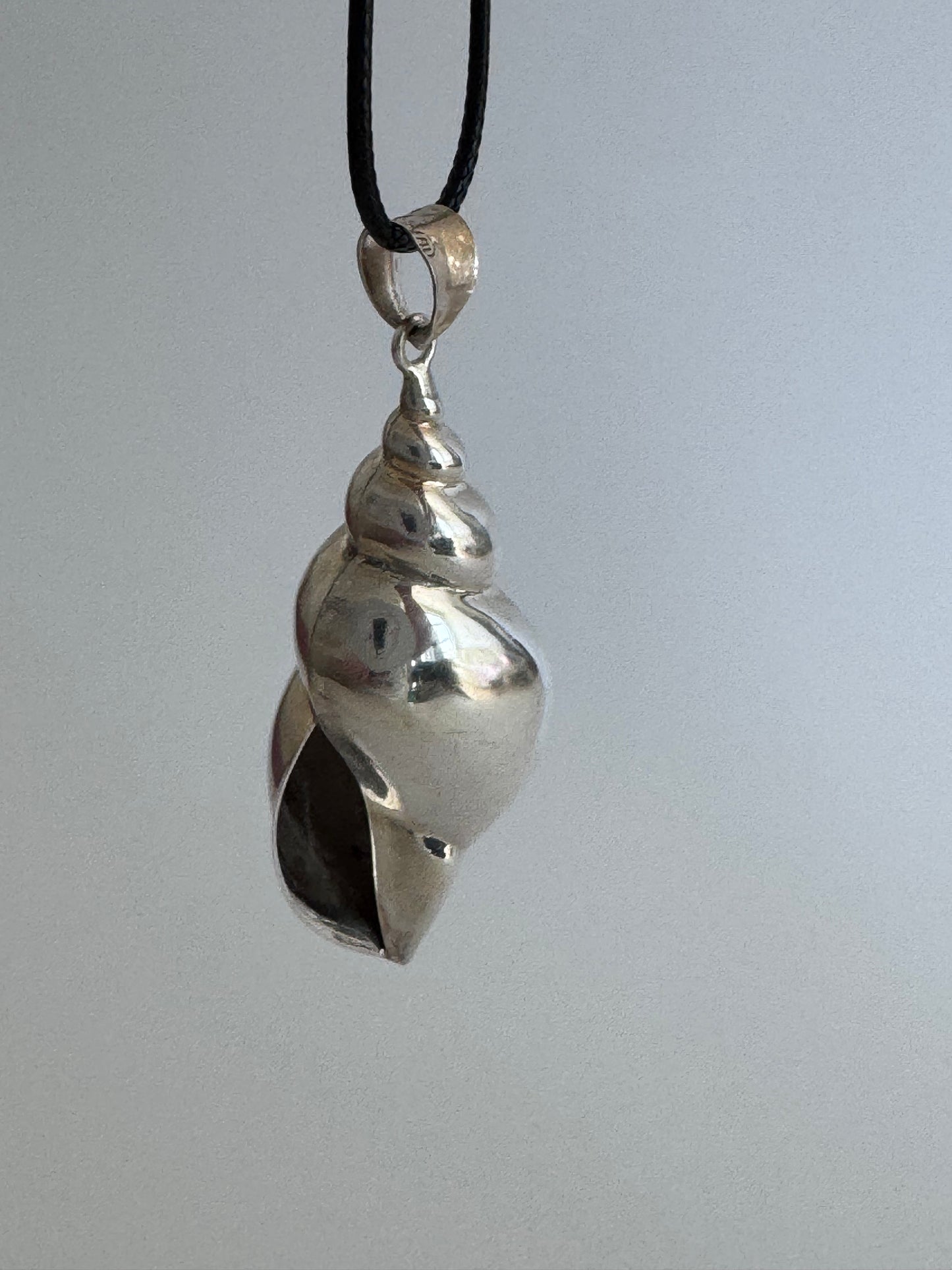 Estate Vintage AI Sterling Silver Large Conch Shell Pendant