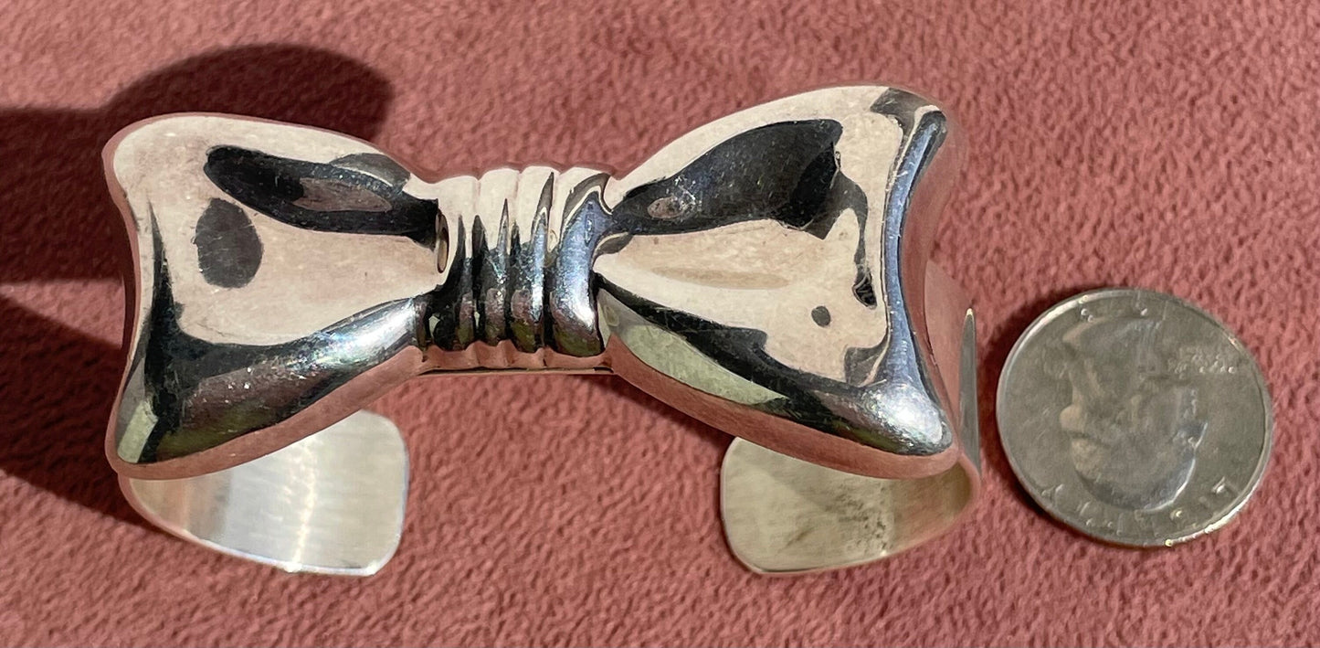 Vintage Los Ballesteros Big Bow Cuff Bracelet