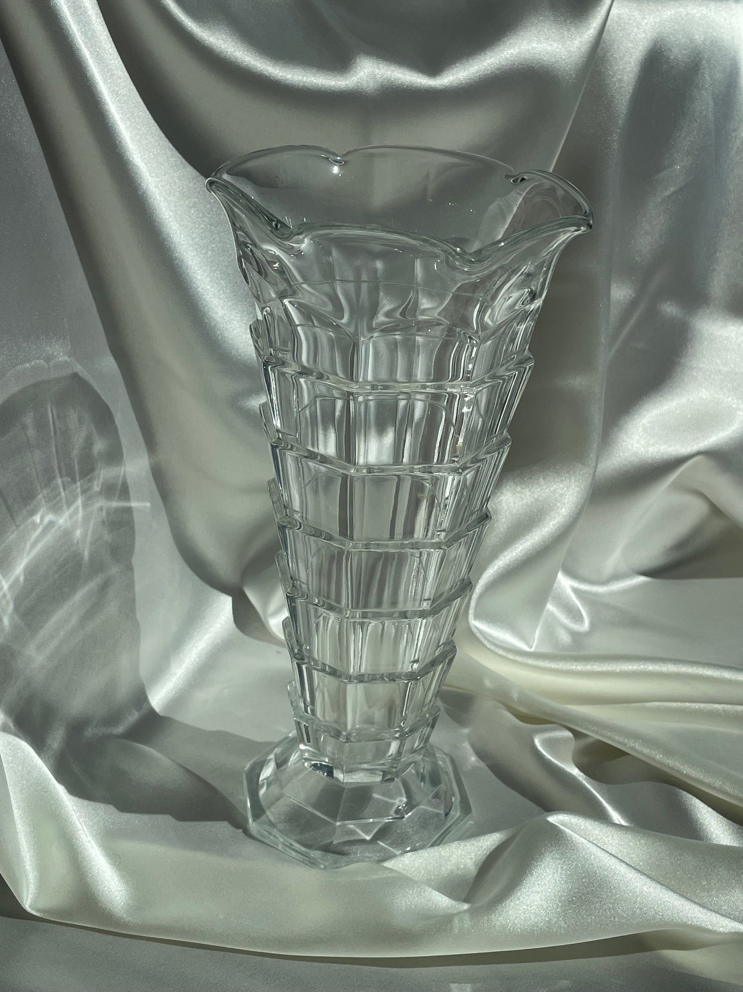 Vintage Indiana Glass Art Deco Vase