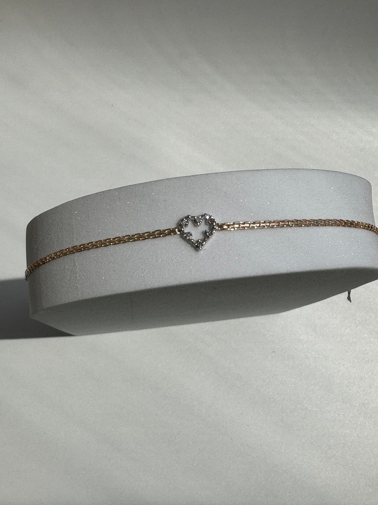 Vintage Estate Deadstock Petite Heart Anklet in 14k and Diamonds