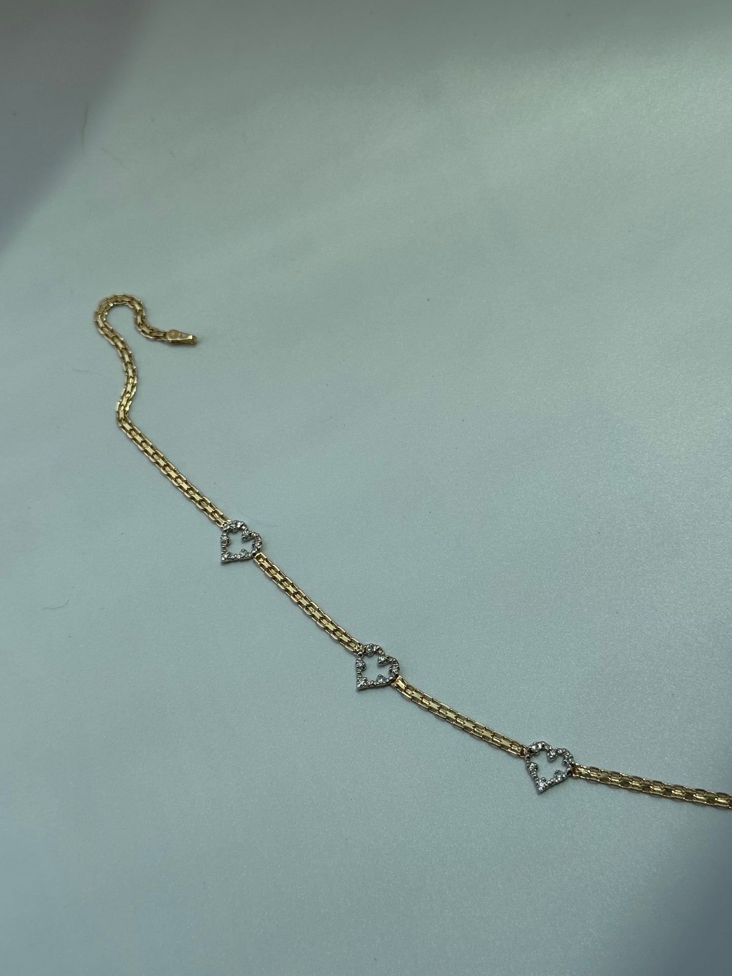 Vintage Estate Deadstock Triple Heart Anklet in 14k Gold and Diamonds
