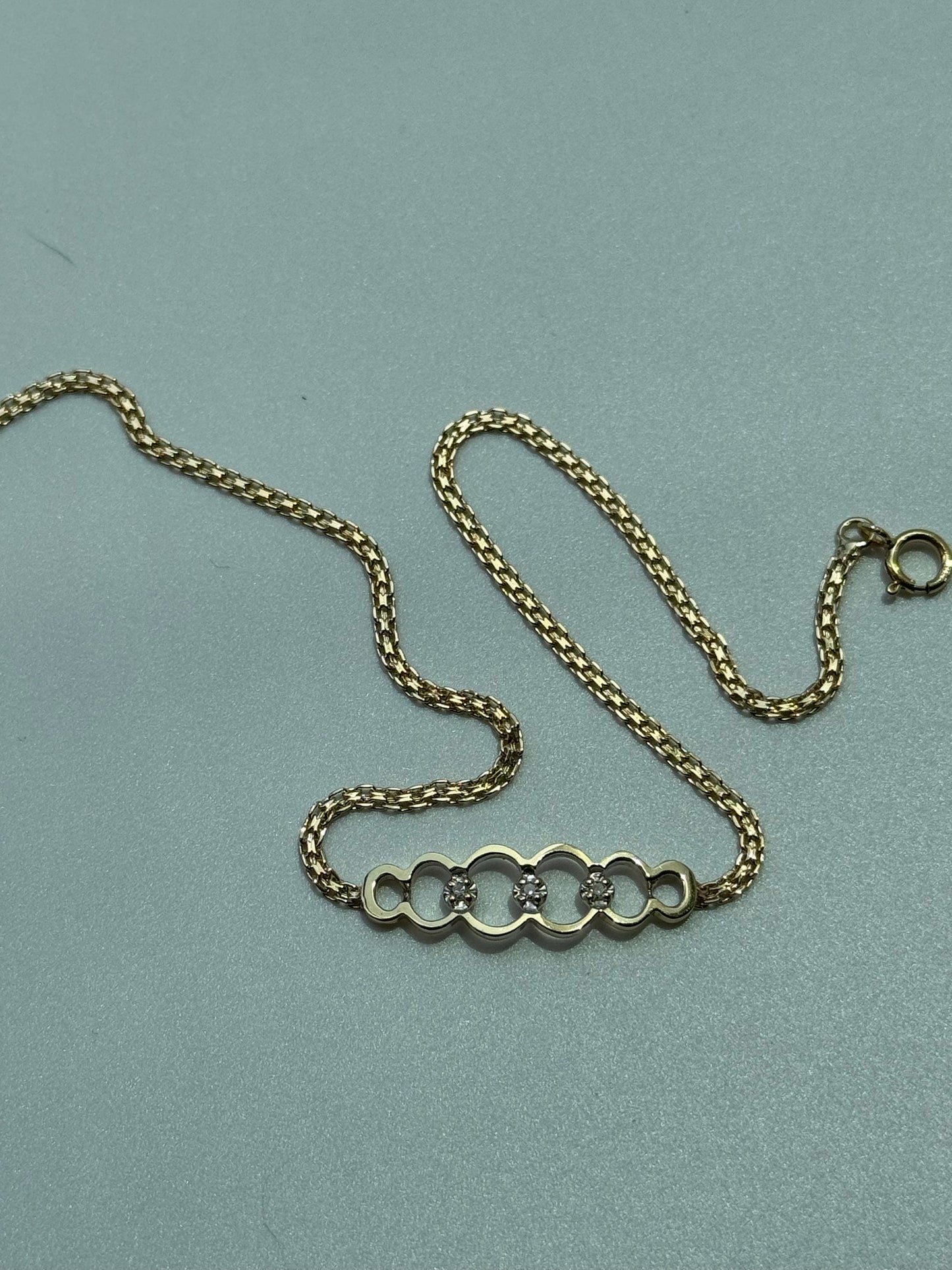 Vintage Estate Mod Overlapping Circle Anklet in 14k Gold and Diamonds