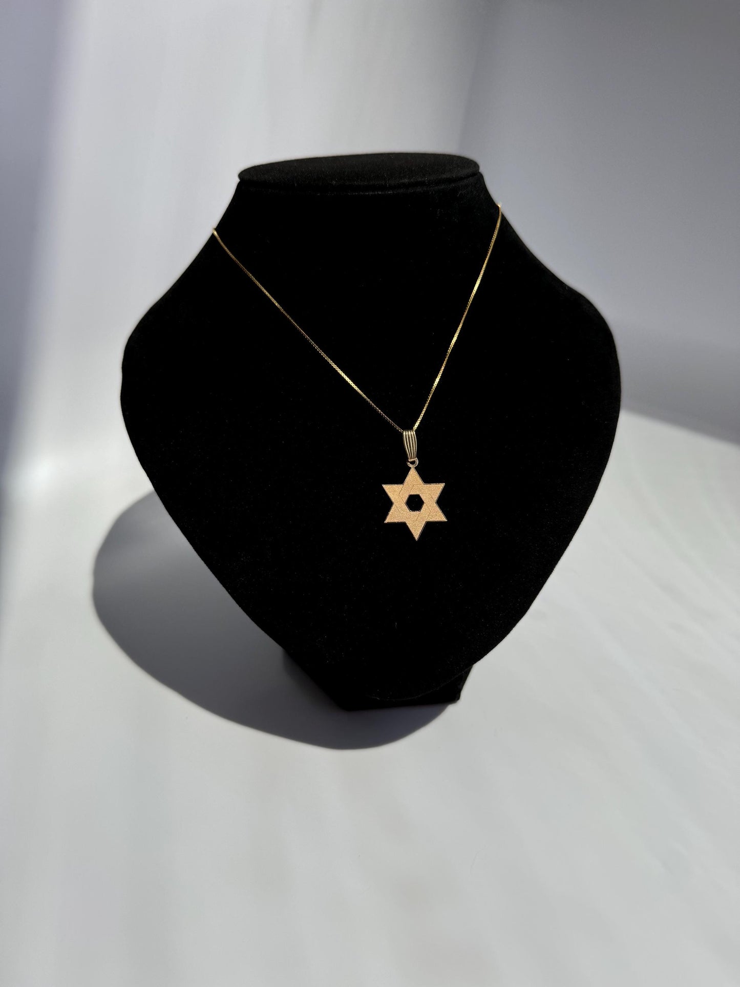 Vintage Estate Laser Engraved 14k Star of David Pendant