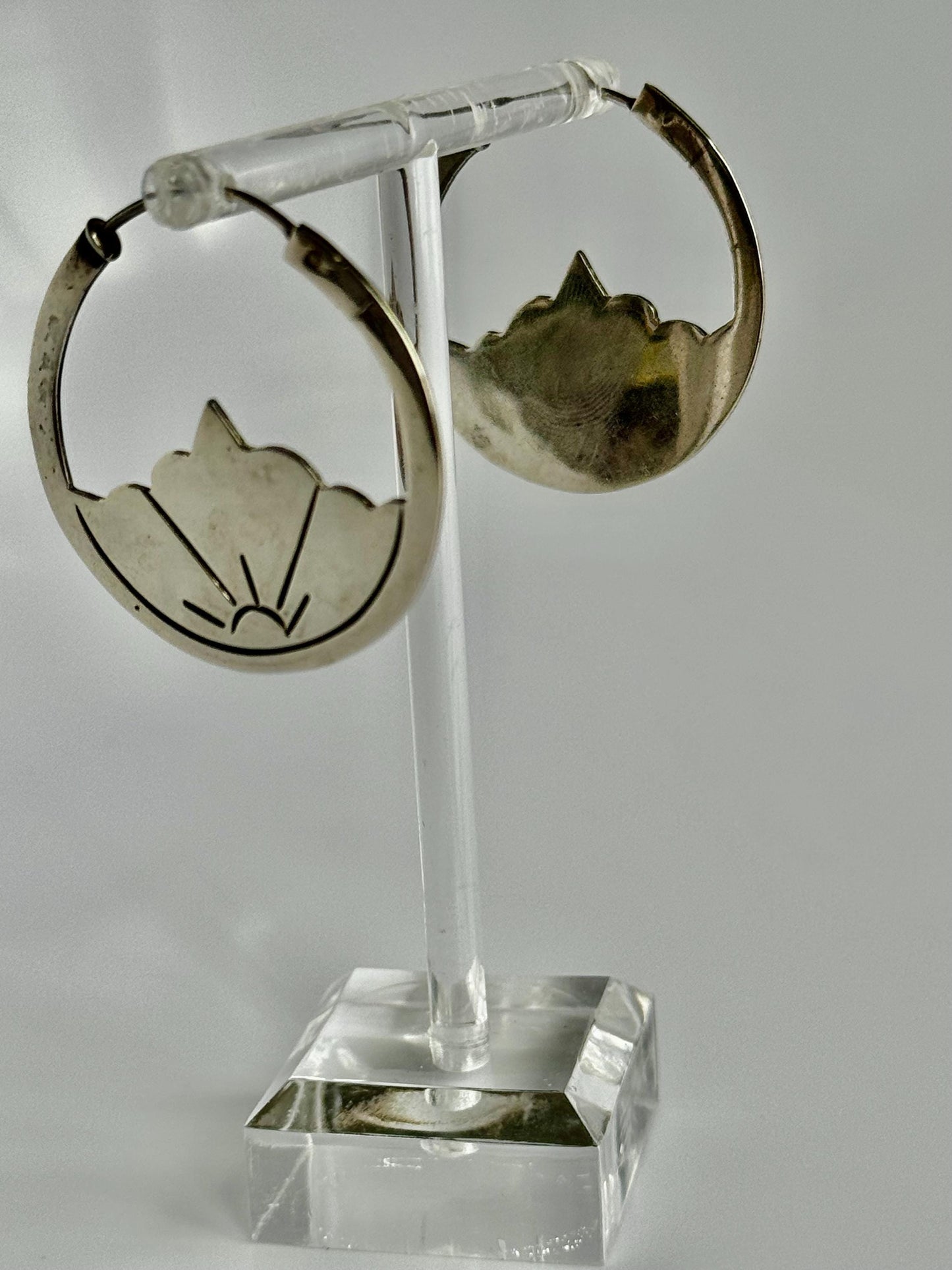 Vintage Sterling Silver Taxco Mexico Hoop Earrings with Lotus Flower Design
