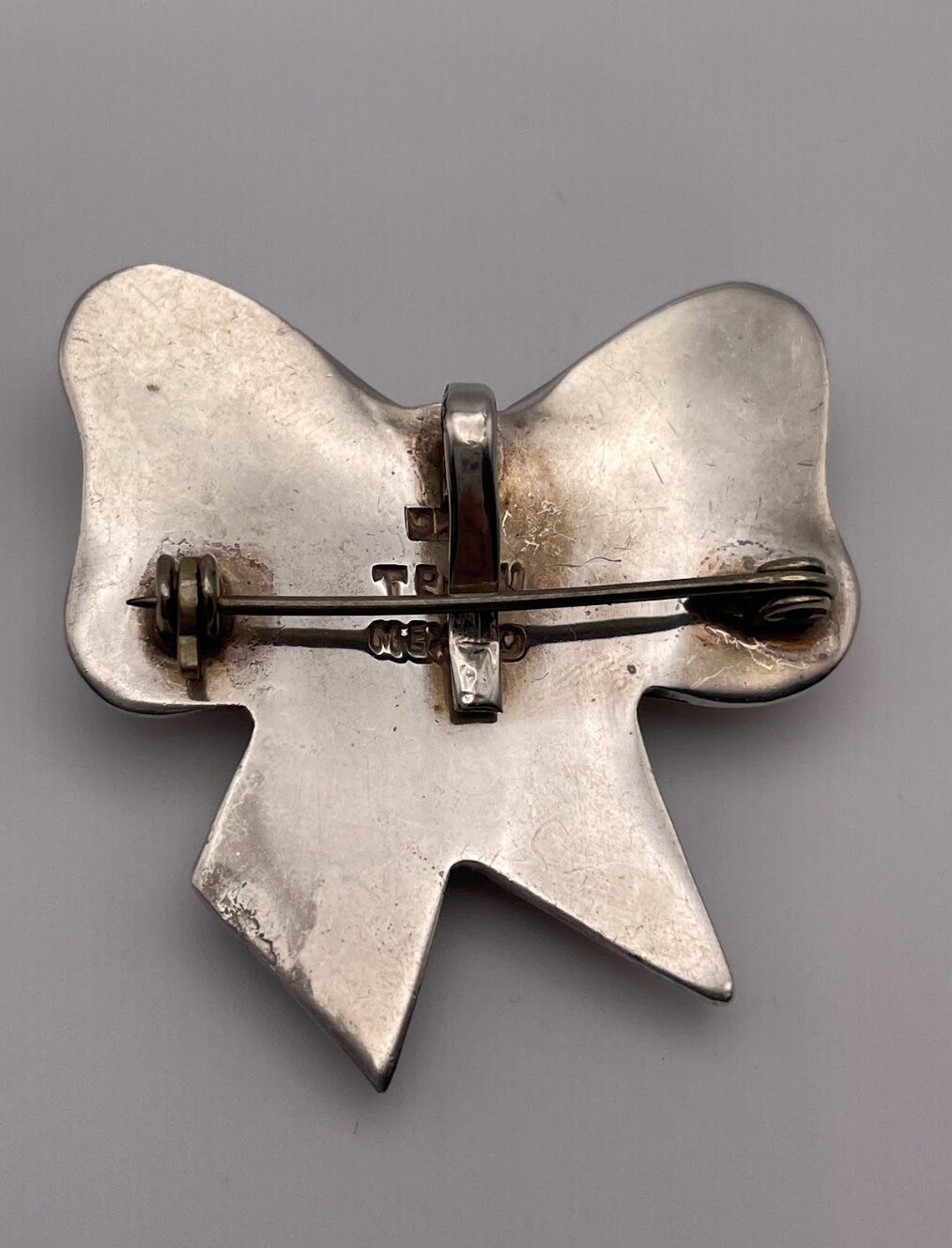 Vintage Puffy Bow Pendant Pin Brooch Combo from Taxco Mexico