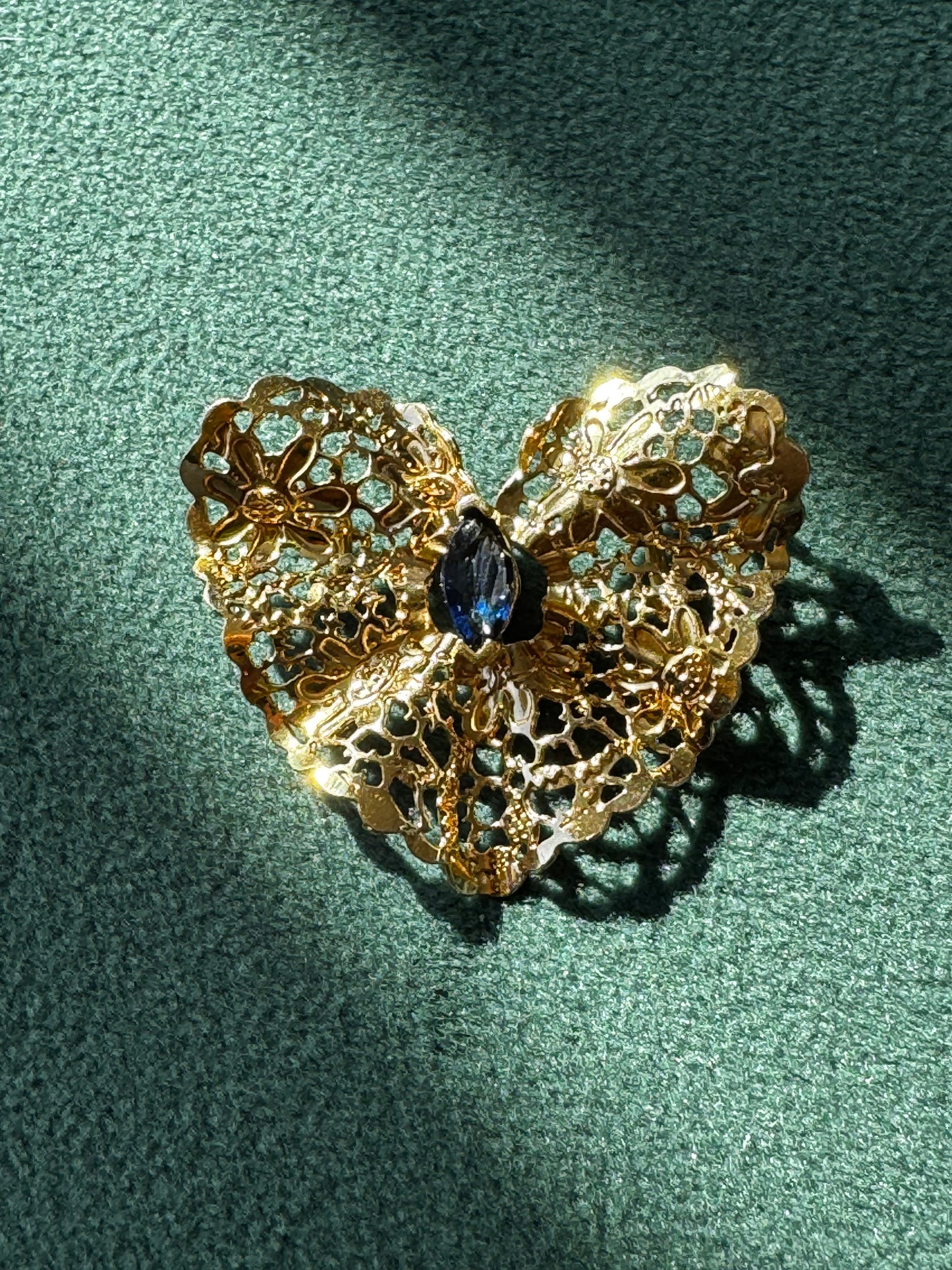 Estate Vintage 1980s 14K Gold Sapphire Heart Slide Pendant - Pierced Filigree Design