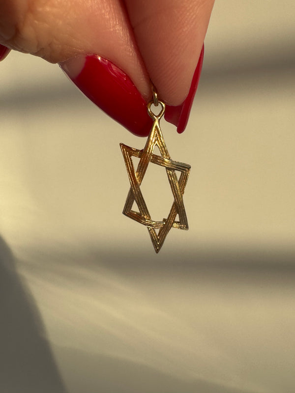 Asymmetrical Vintage Star of David 14k