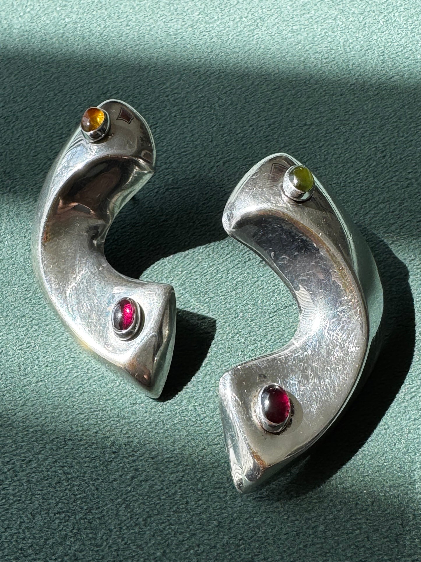 Vintage Y2K 1990’s Silver Sculptural Crescent Earrings Garnet Citrine Peridot Modernist Statement
