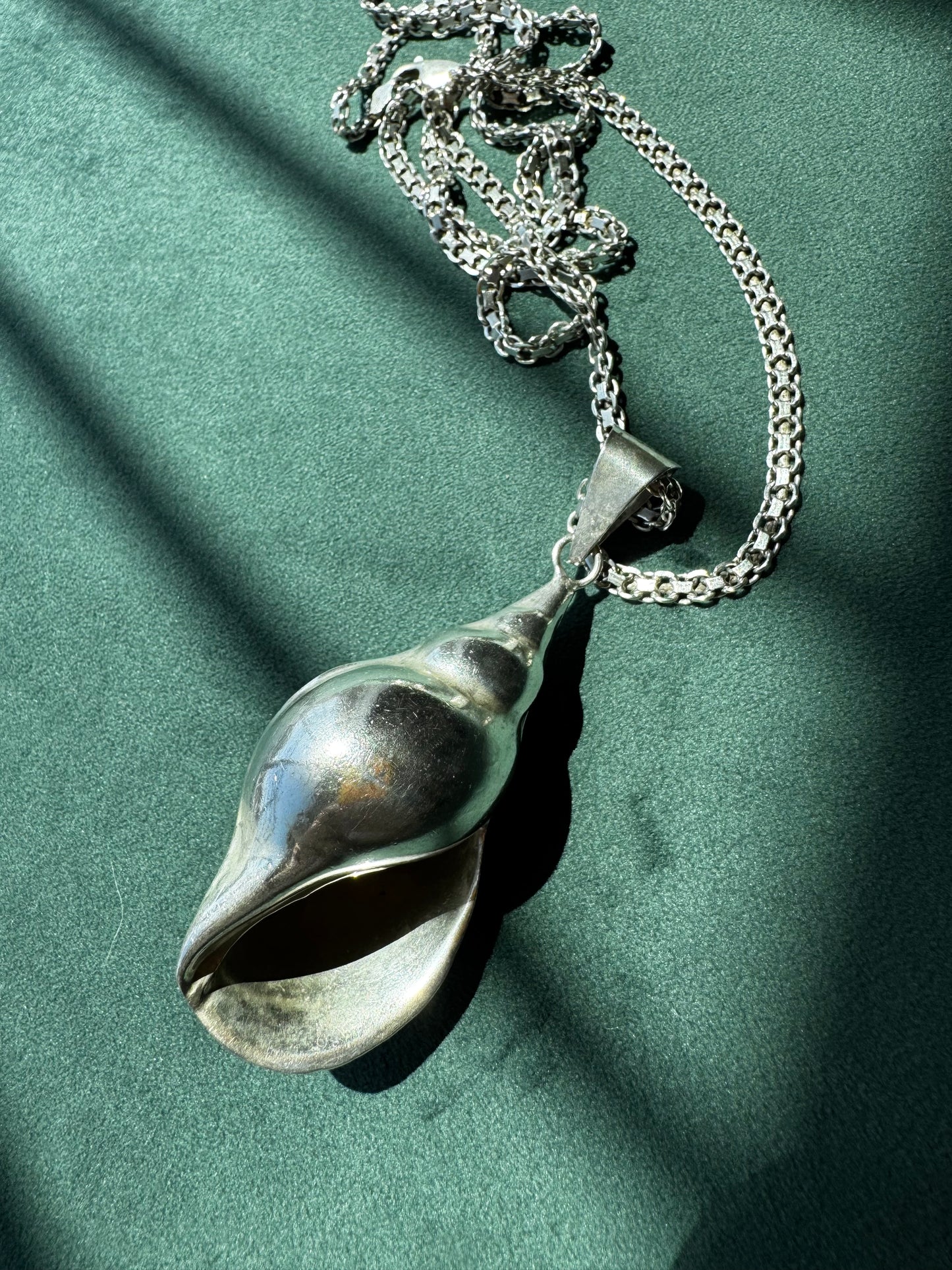 Sterling Silver Hollow Conch Shell Pendant Vintage Taxco Necklace & Chain Mermaid Life