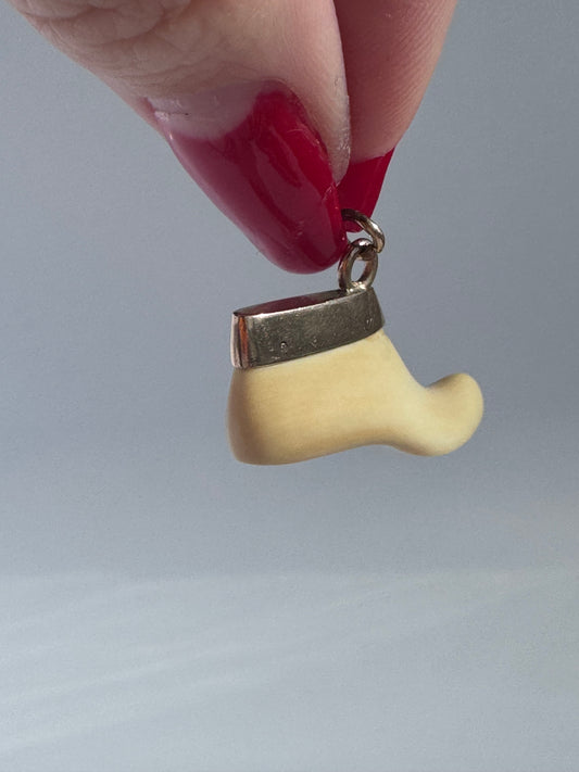 Vintage 14k Gold Shoe or Foot Charm
