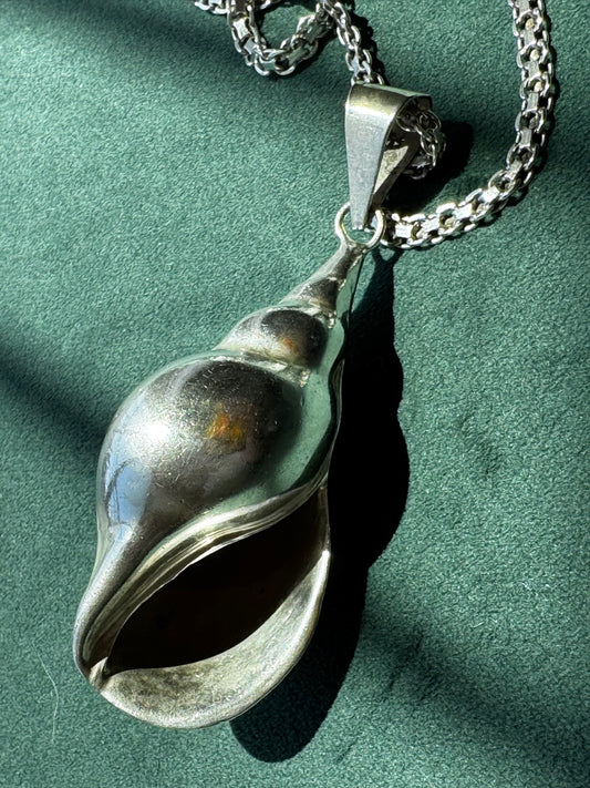 Sterling Silver Hollow Conch Shell Pendant Vintage Taxco Necklace & Chain Mermaid Life