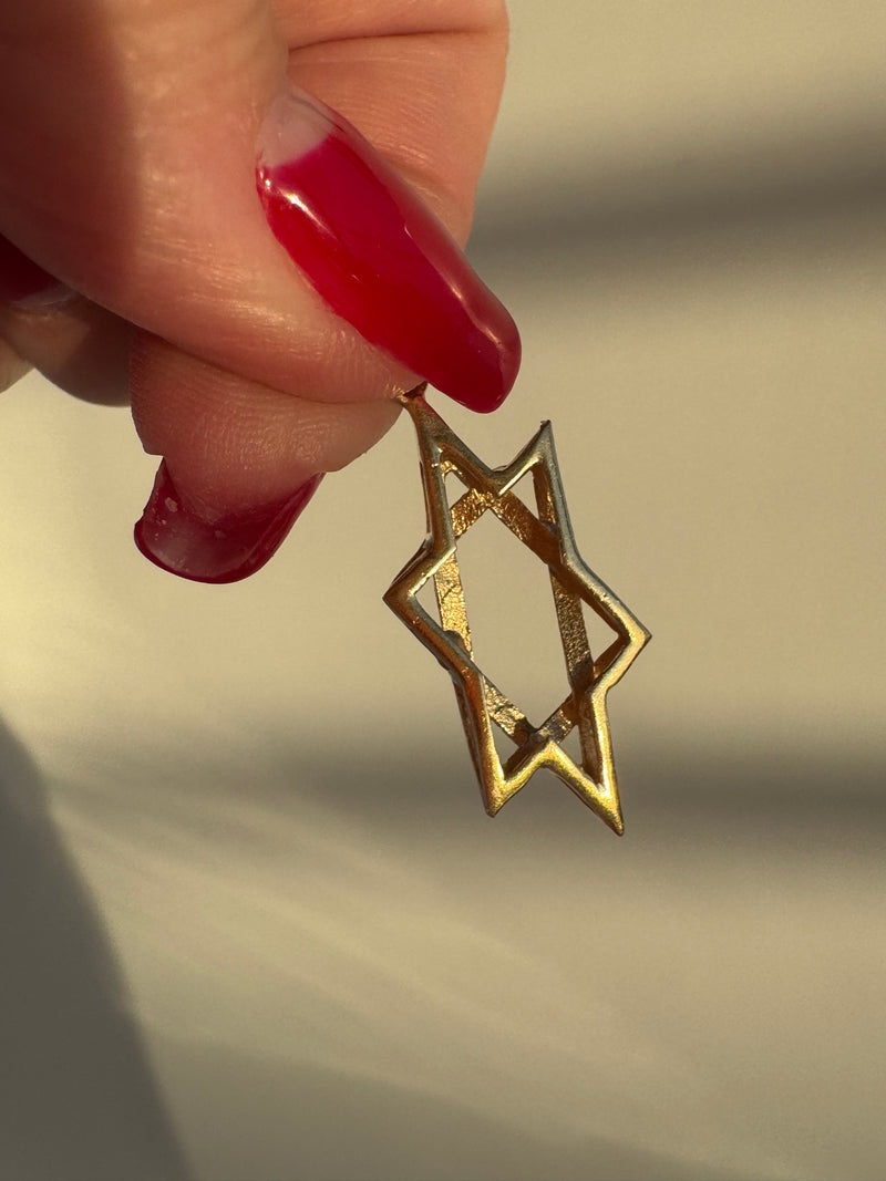 Asymmetrical Vintage Star of David 14k