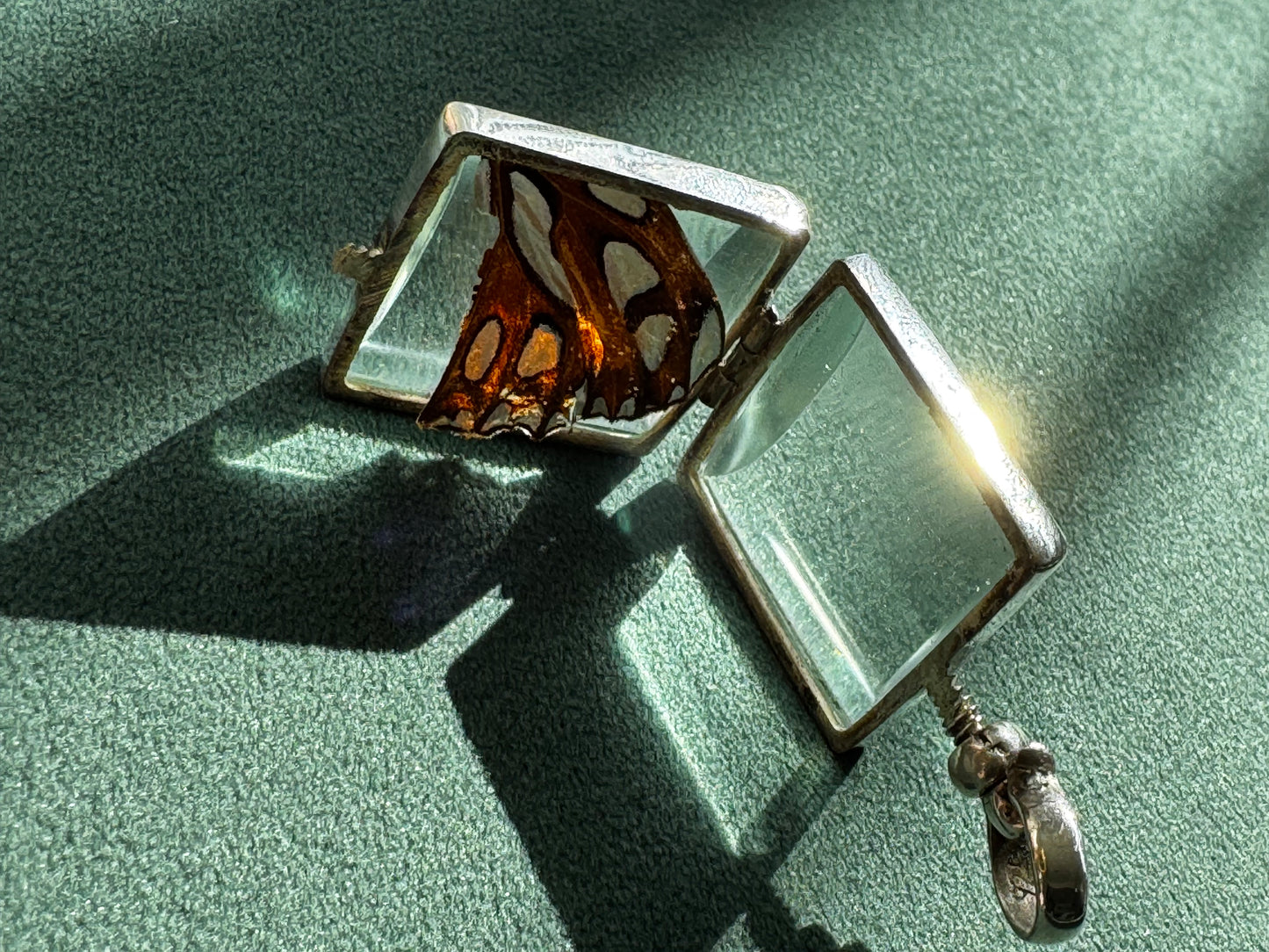 Vintage Real Butterfly Wing Sterling Silver Locket Pendant Square Glass Screw Open Insect Jewelry