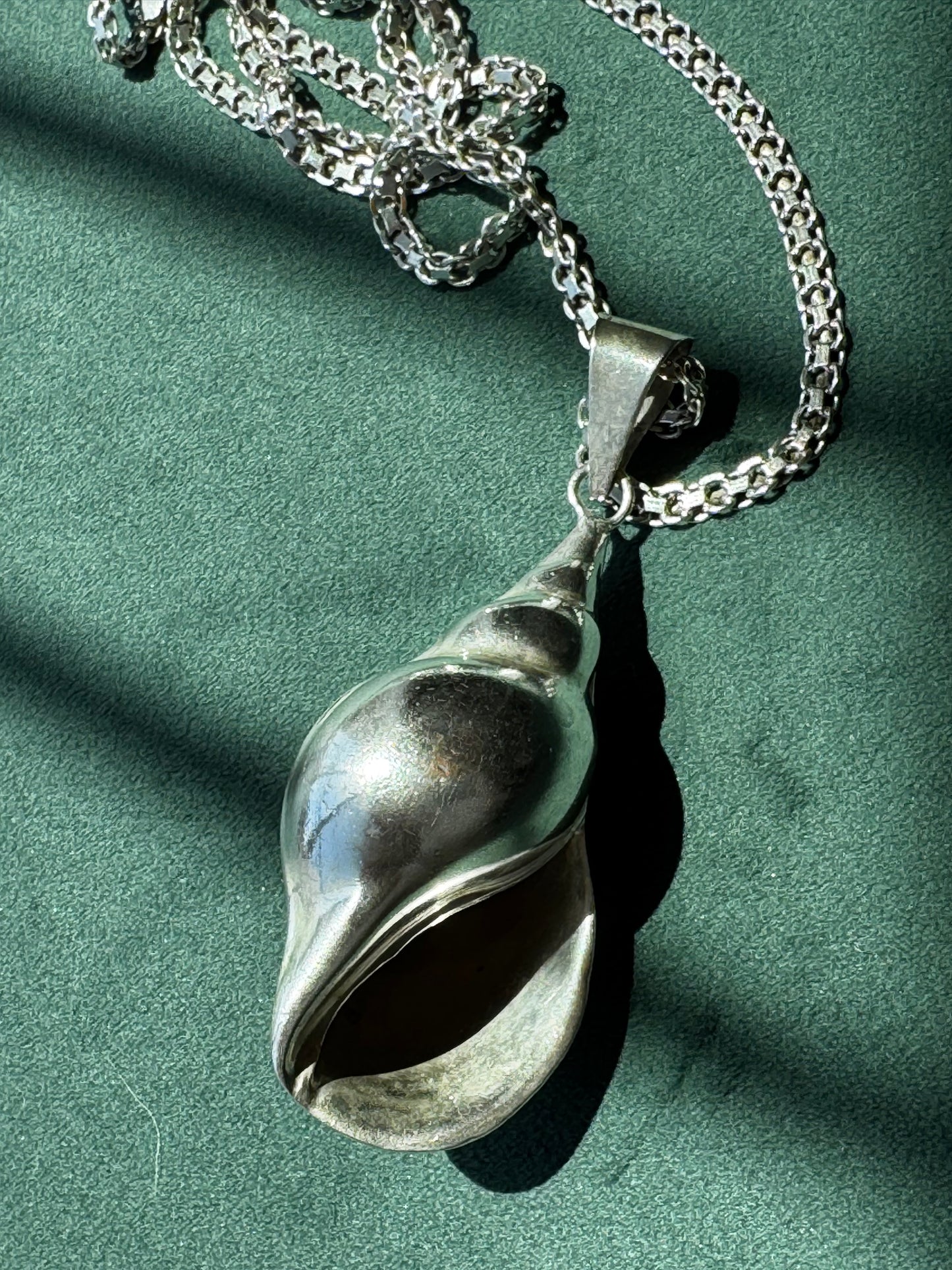 Sterling Silver Hollow Conch Shell Pendant Vintage Taxco Necklace & Chain Mermaid Life
