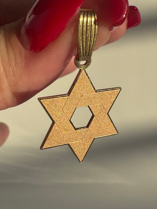 Vintage Estate Laser Engraved 14k Star of David Pendant