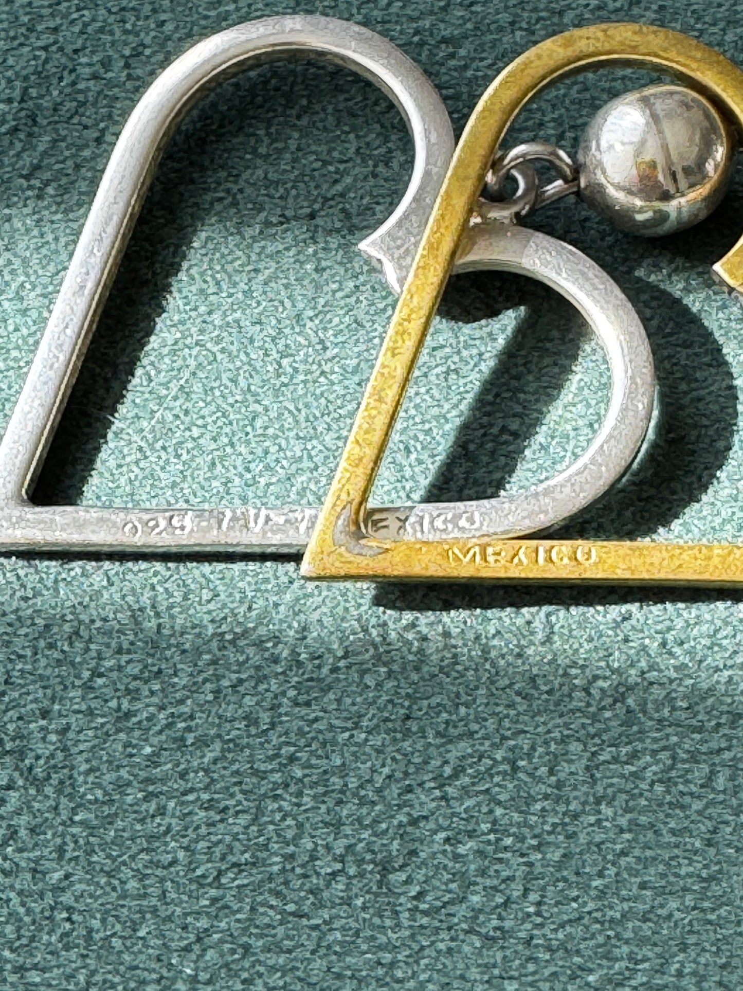 Vintage Estate Sterling Silver Taxco Mexico Heart Dangle Earrings Y2K Modernist Statement