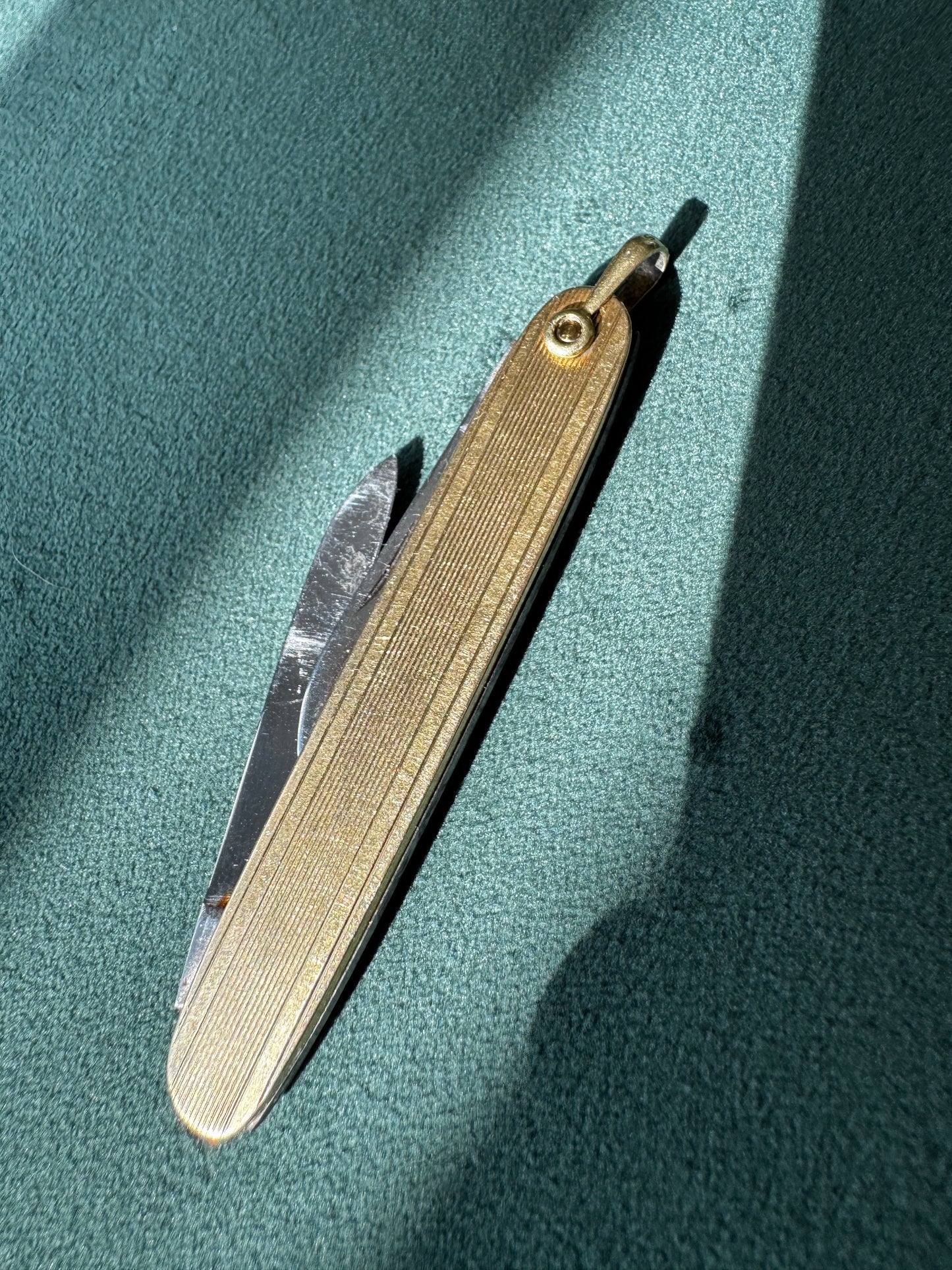 Working Vintage Pocket Knife Pendant - 10K Gold Steel Blade Functional Jewelry