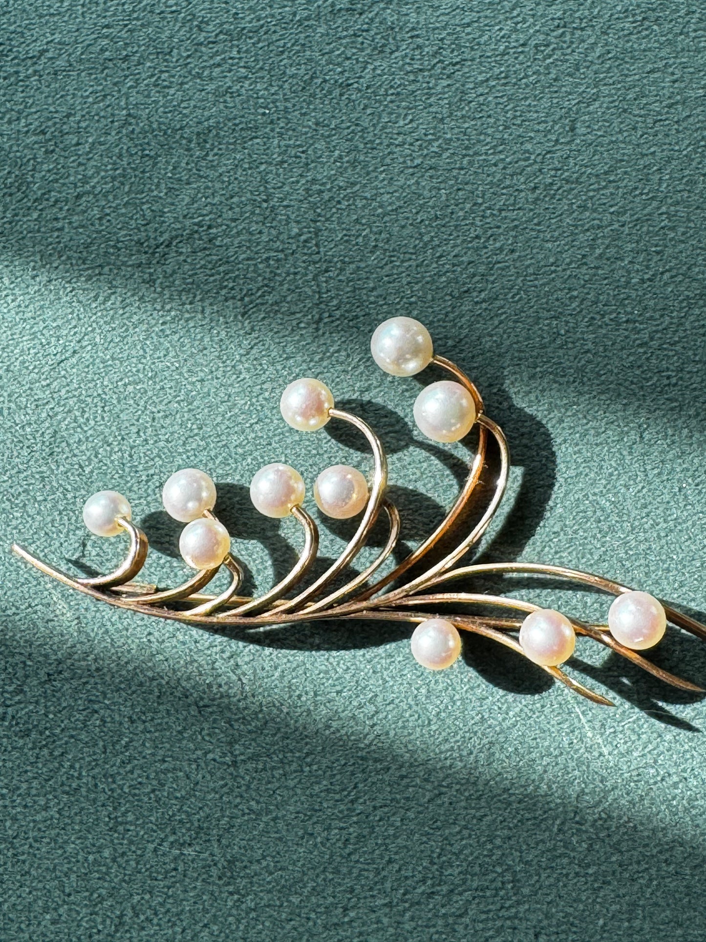 Vintage 14K Gold Cultured Pearl Spray Brooch 8.6g Mid-Century Flowing Design