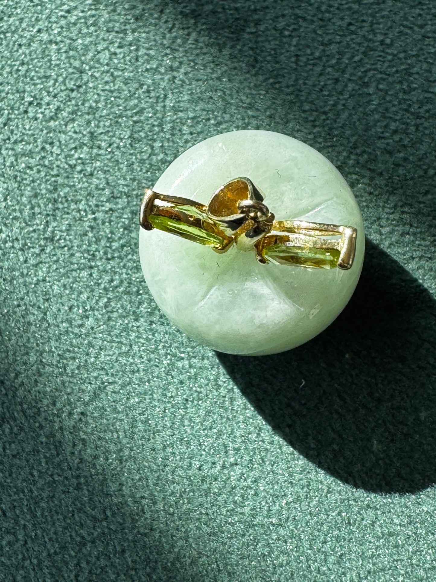 Estate Carved Green Jade Apple Pendant 10K Gold Peridot Leaves Fruit Charm Garden Lover Gift