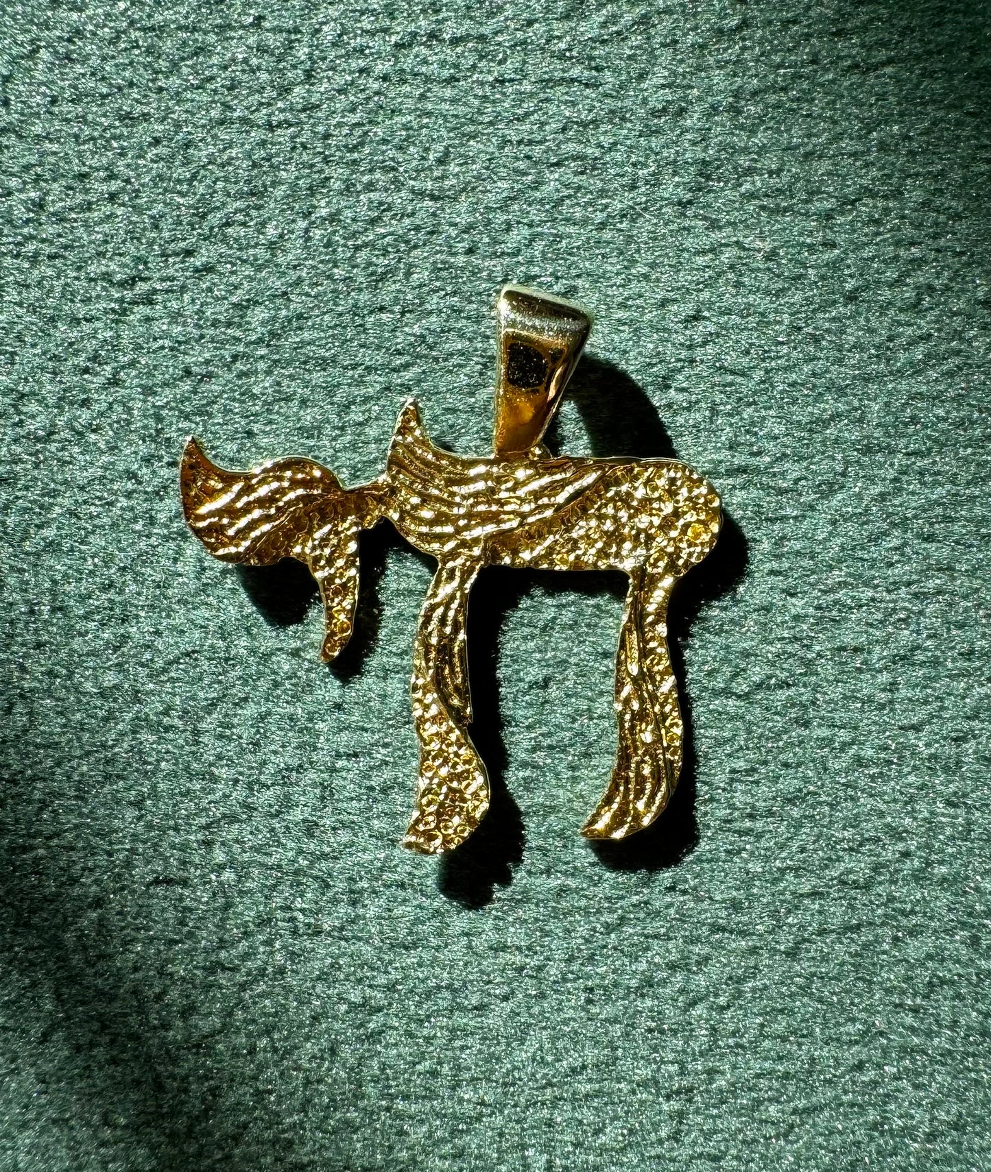 Vintage Estate 14K Yellow Gold Textured Chai Pendant — Jewish Symbol of Life — Handmade