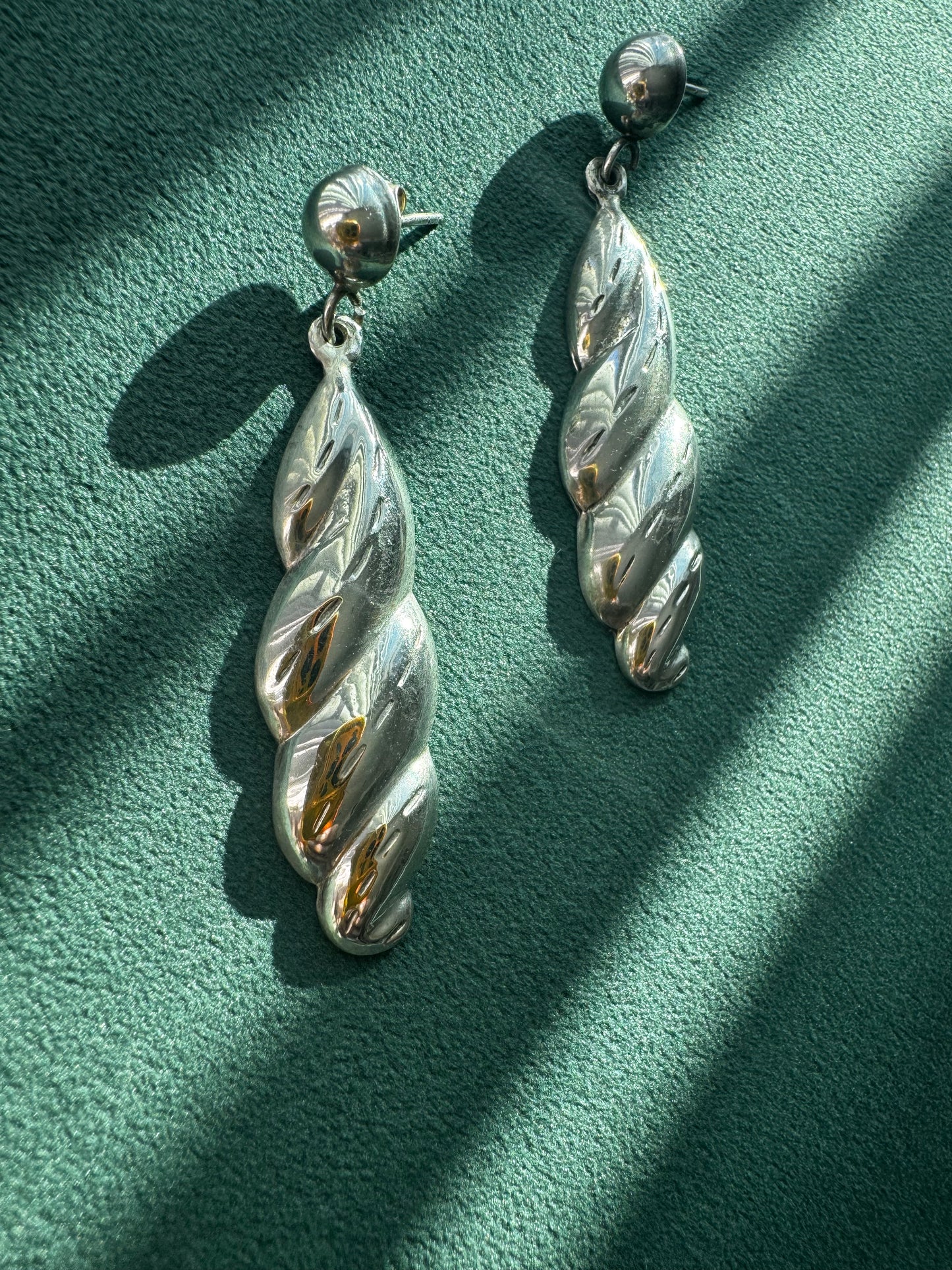 Estate Vintage 1980s Sterling Silver Puffy Twisted Dangle Earrings