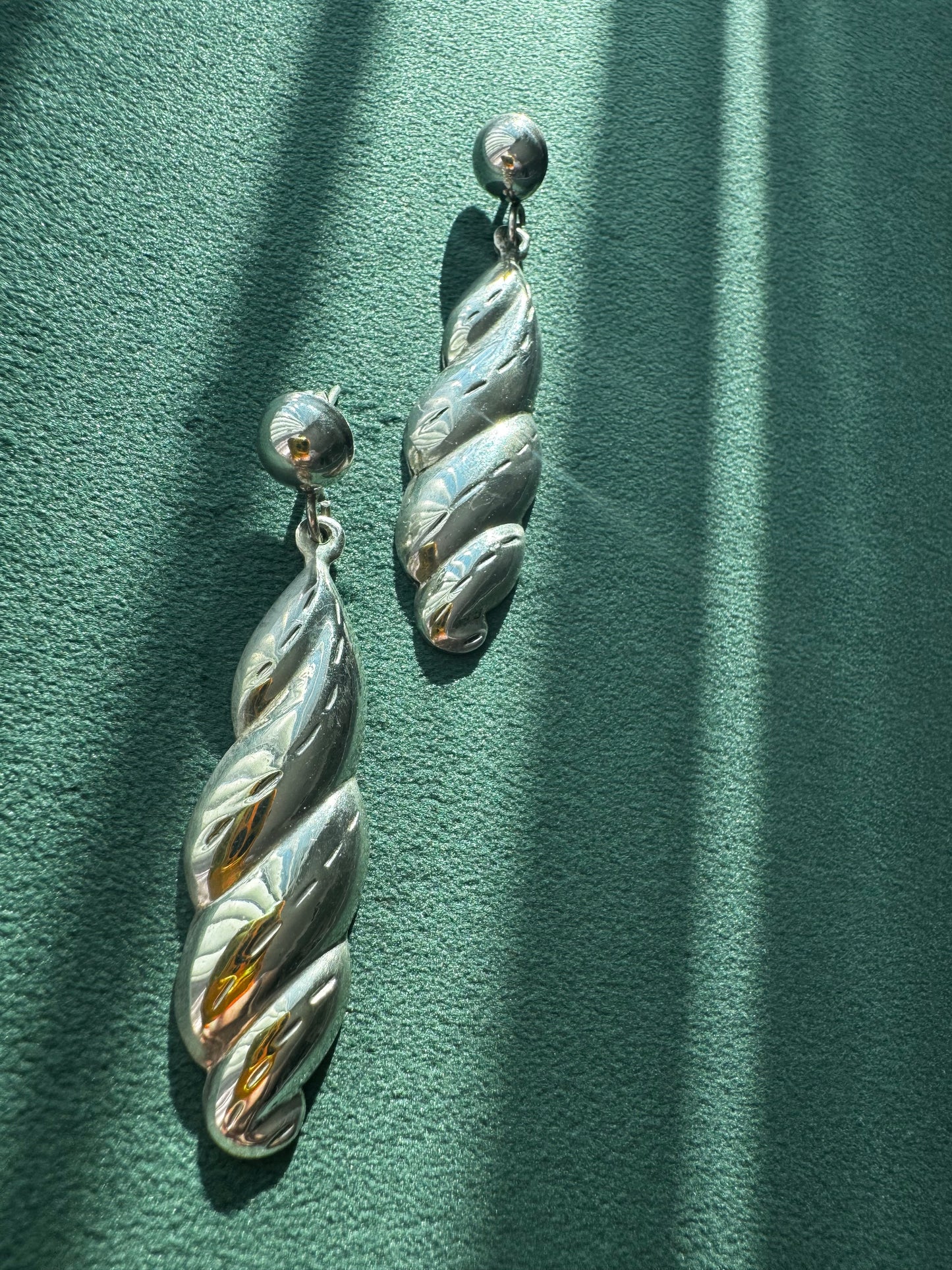 Estate Vintage 1980s Sterling Silver Puffy Twisted Dangle Earrings