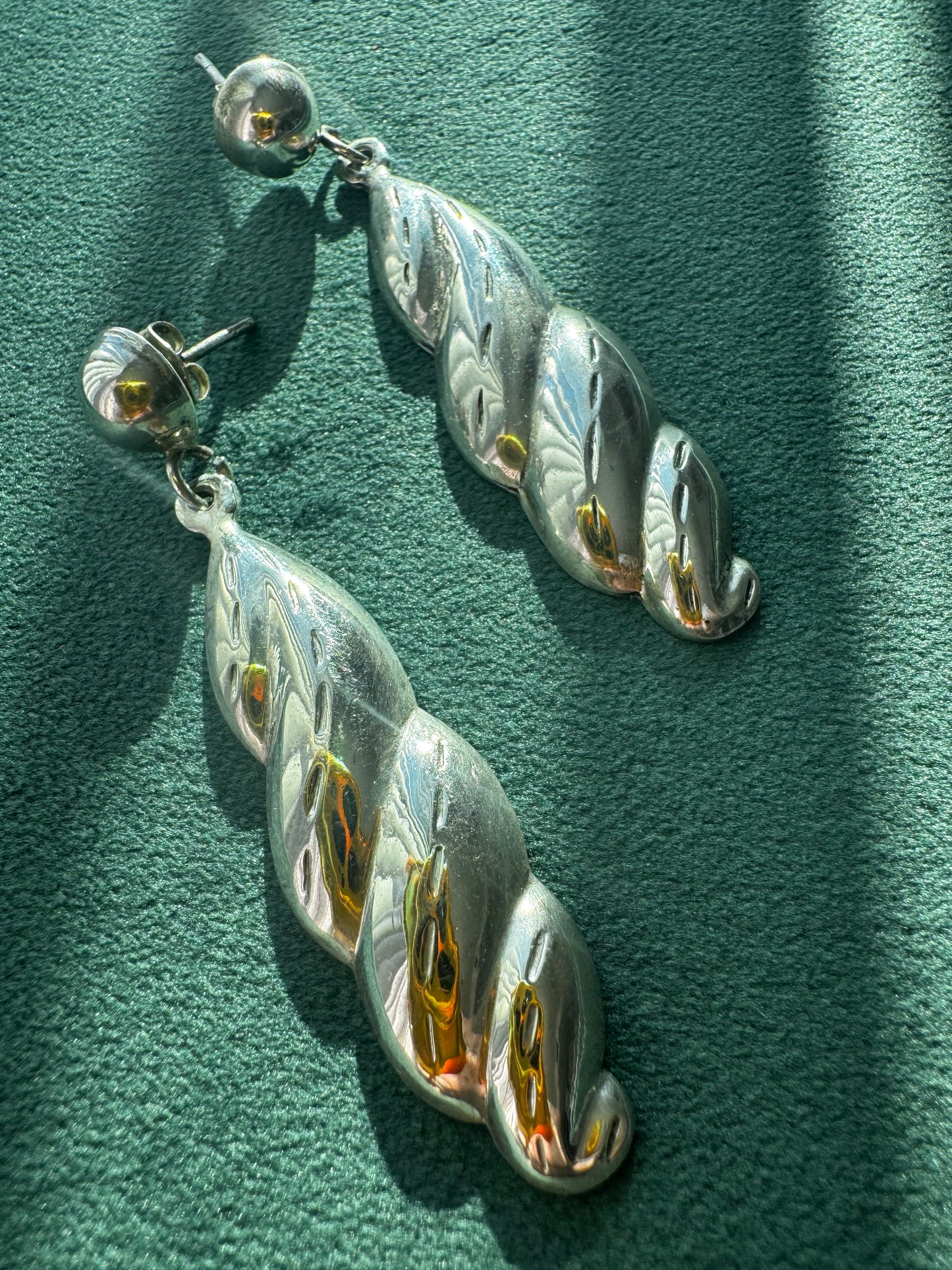 Estate Vintage 1980s Sterling Silver Puffy Twisted Dangle Earrings