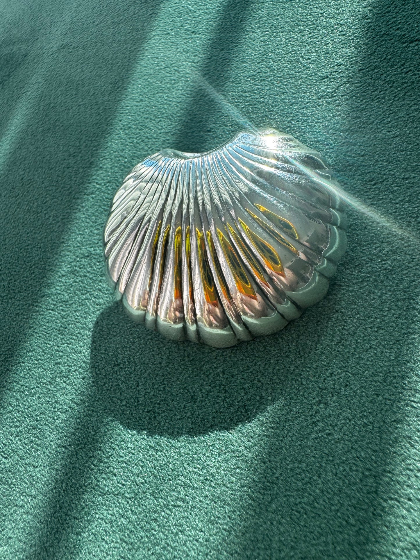 Vintage Talleres de Los Ballesteros Taxco Sterling Silver Puffy Scallop Shell Pendant